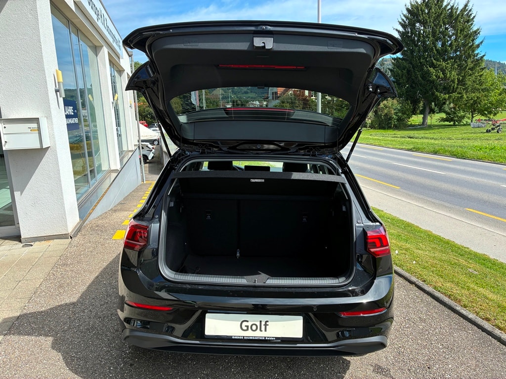 VW Golf 1.5 e TSI mHEV Value DSG-image-7