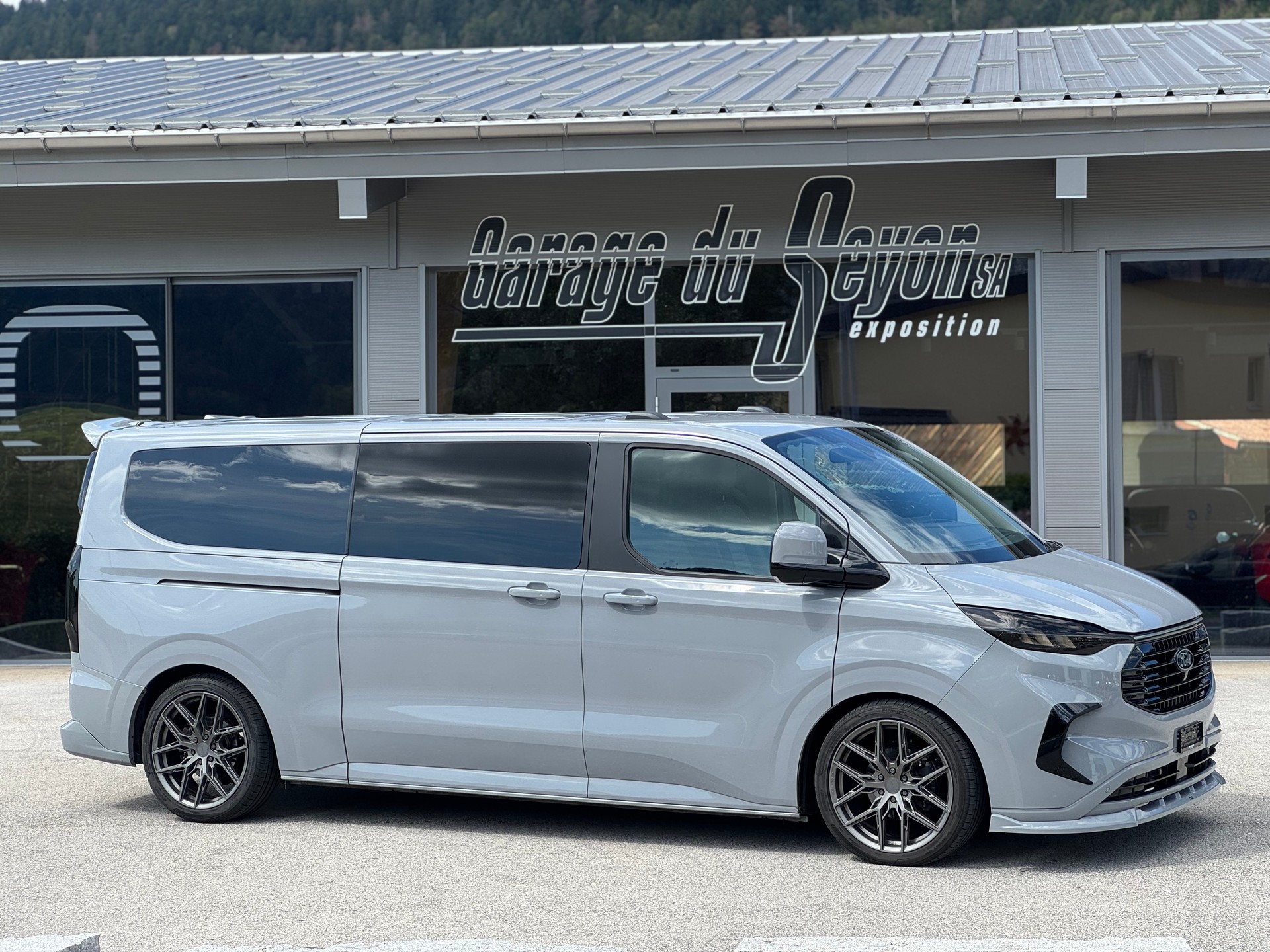 FORD Tourneo Custom 320 L2H1 Titanium Automat-image-6