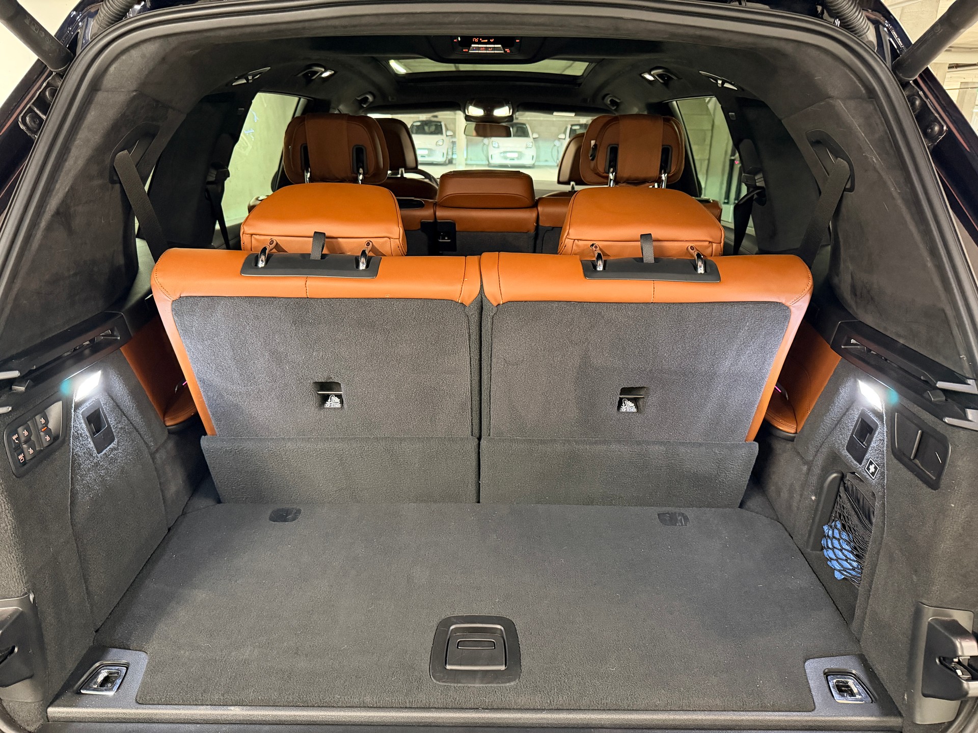 BMW X7 xDrive 48V 40d M Sport Steptronic-image-17