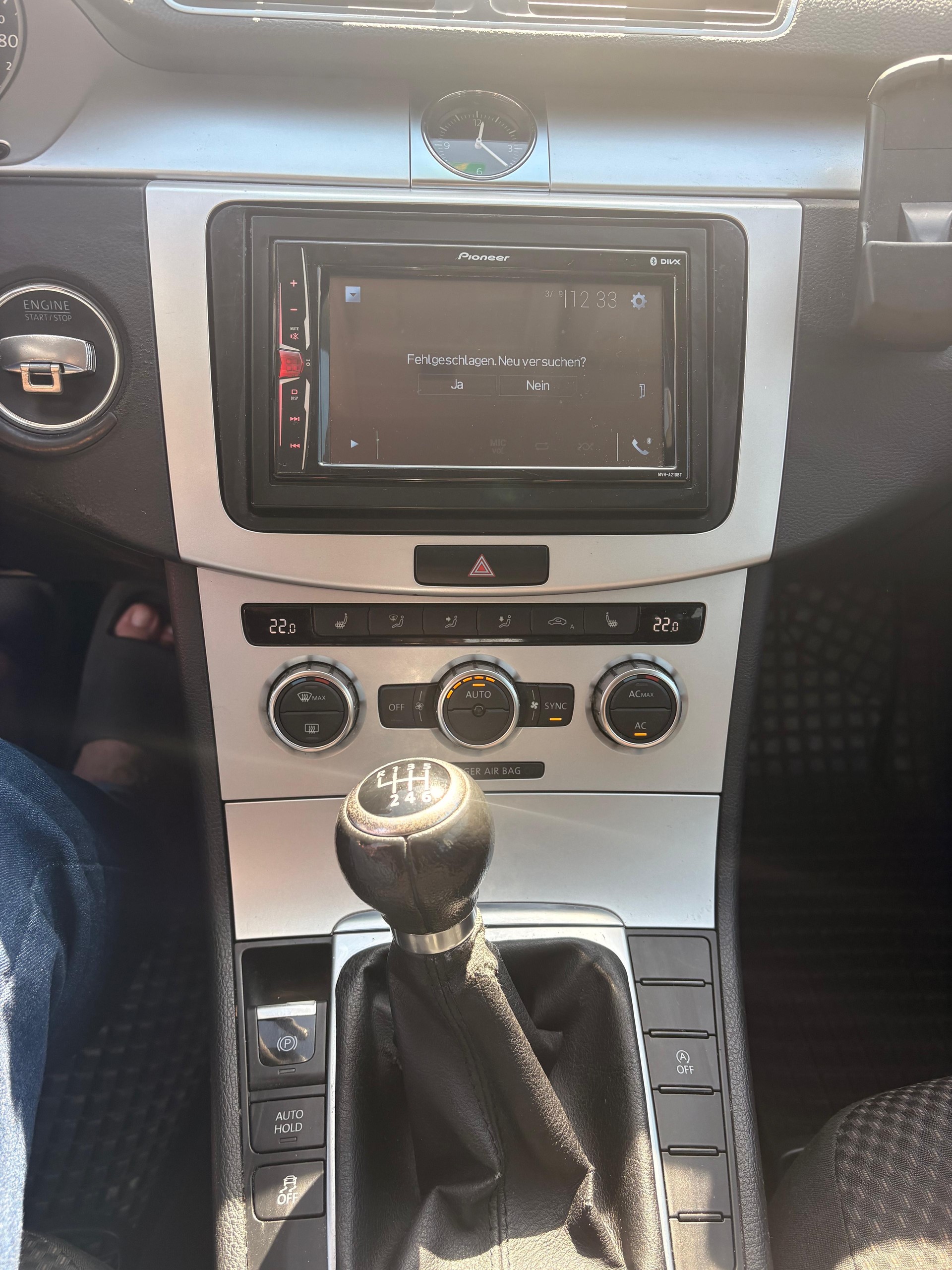 VW Passat Variant 2.0 TDI BMT Trendline-image-5