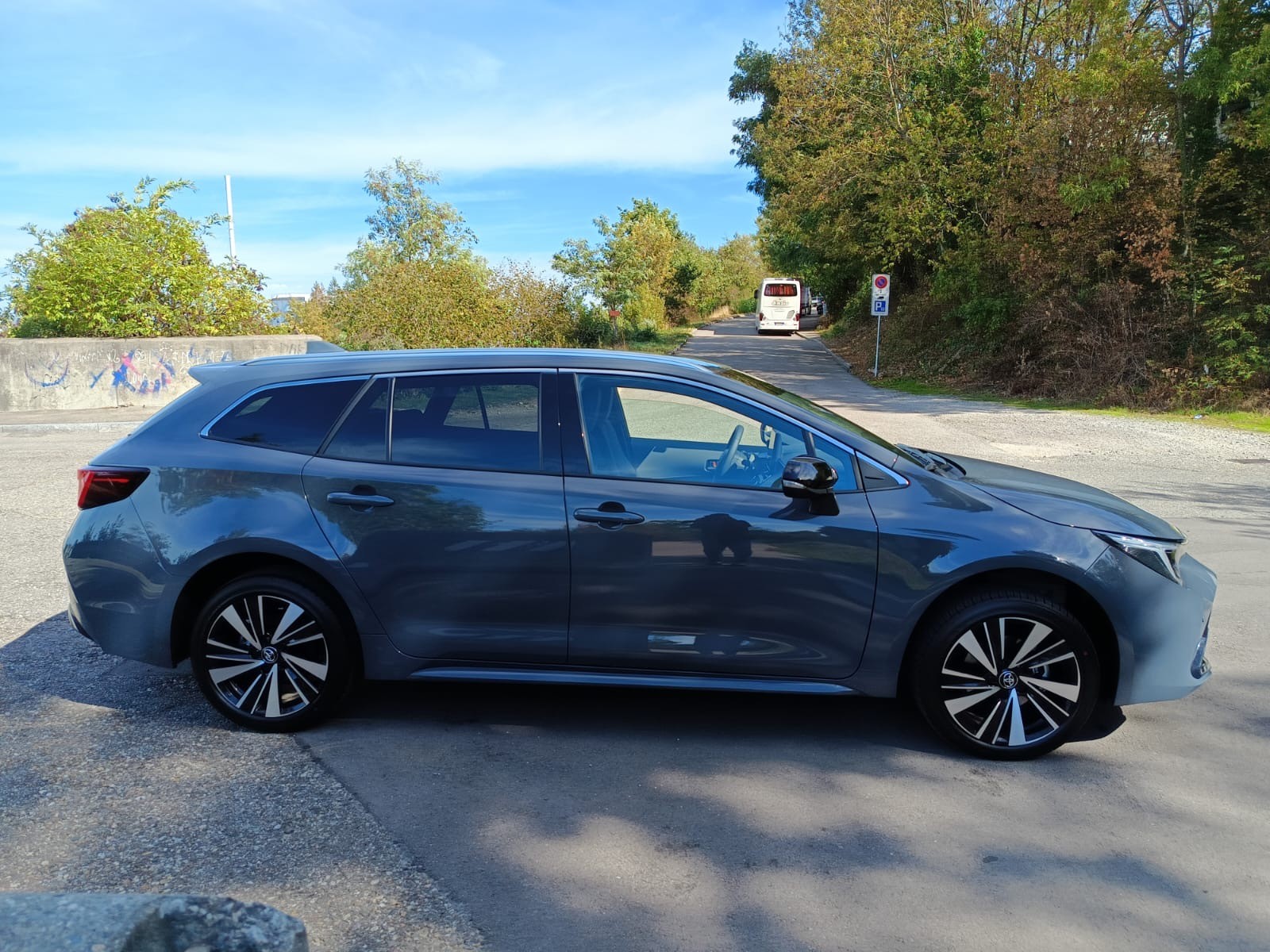 TOYOTA Corolla Touring Sports 1.8 HSD Trend e-CVT-image-10