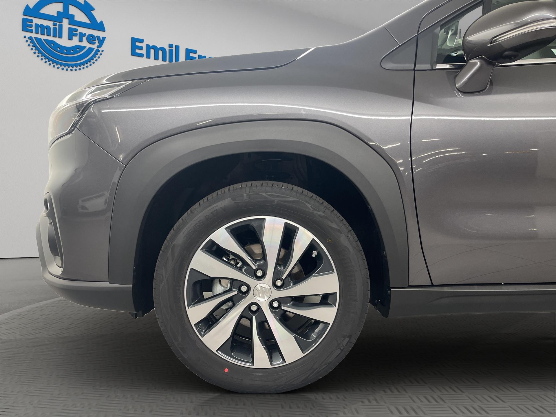 SUZUKI S-Cross 1.4 T Compact Top Hybrid 4x4-image-3