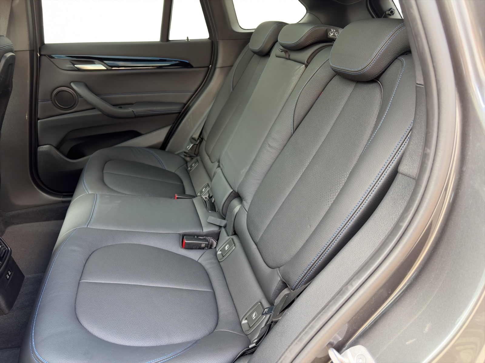 BMW X1 25e xDrive-image-13