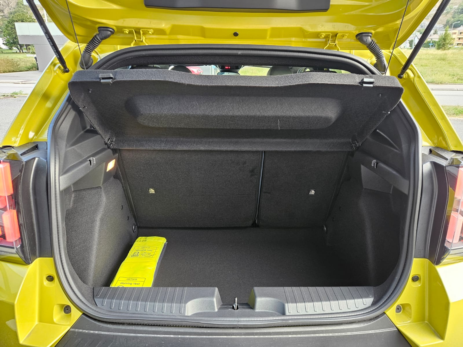 FIAT Grande Panda La Prima-image-7