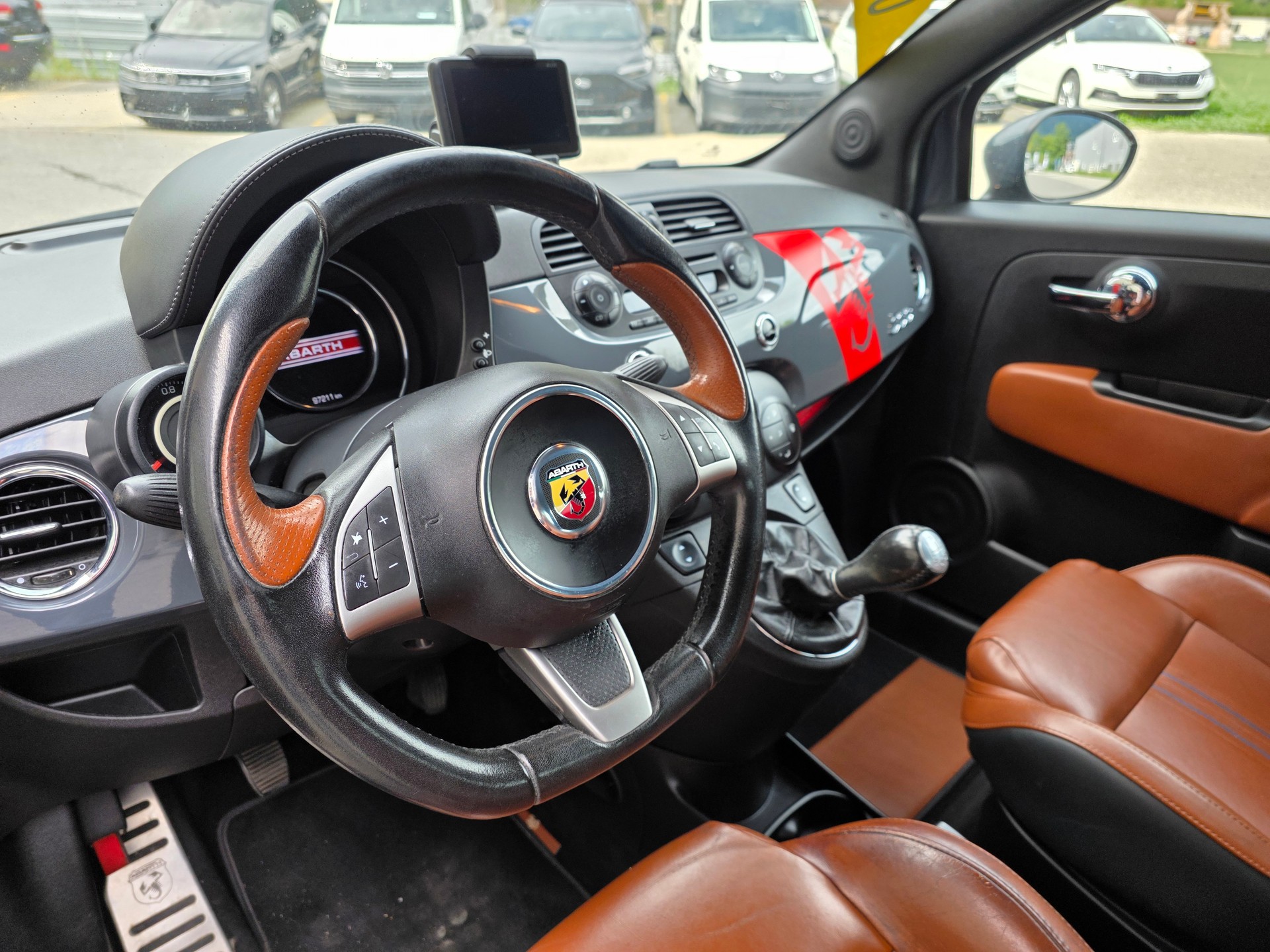 FIAT 595 1.4 16V Turbo Abarth Turismo-image-16