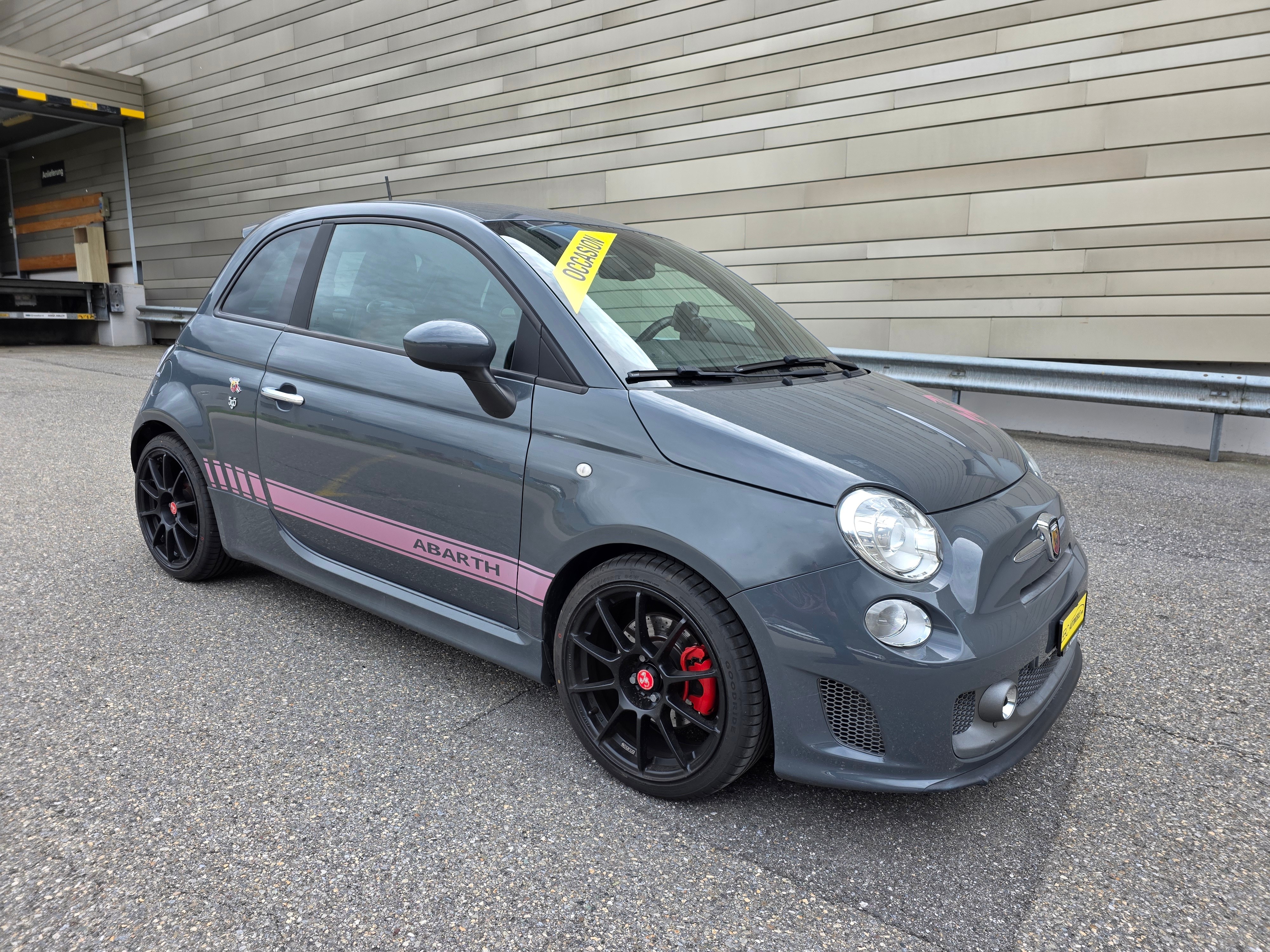 Car photo