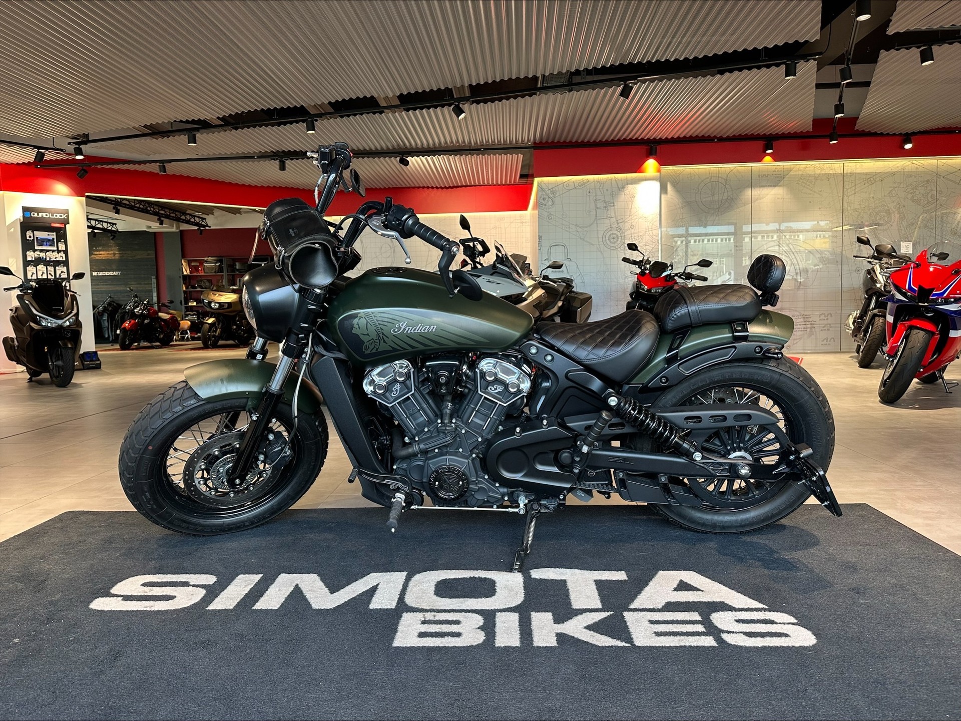 INDIAN Scout Bobber Twenty-showroom-element-1