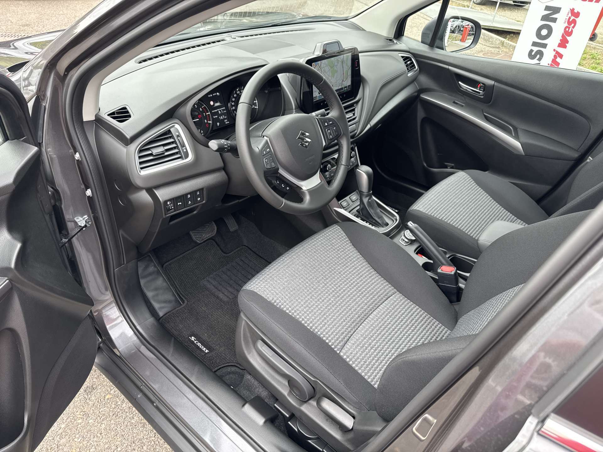 SUZUKI S-Cross 1.4 16V Compact+ 4WD MHD Automat-image-5