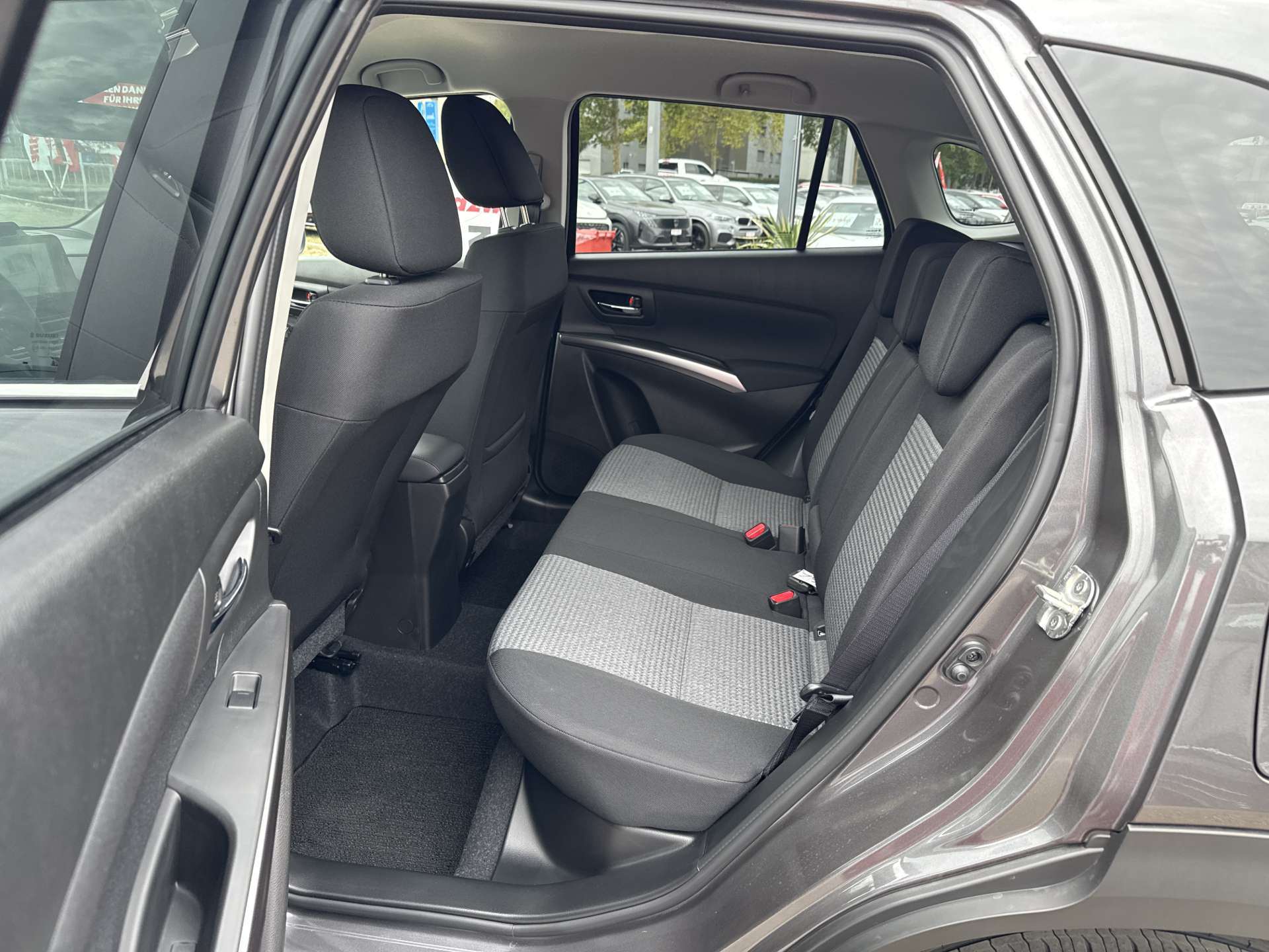 SUZUKI S-Cross 1.4 16V Compact+ 4WD MHD Automat-image-6