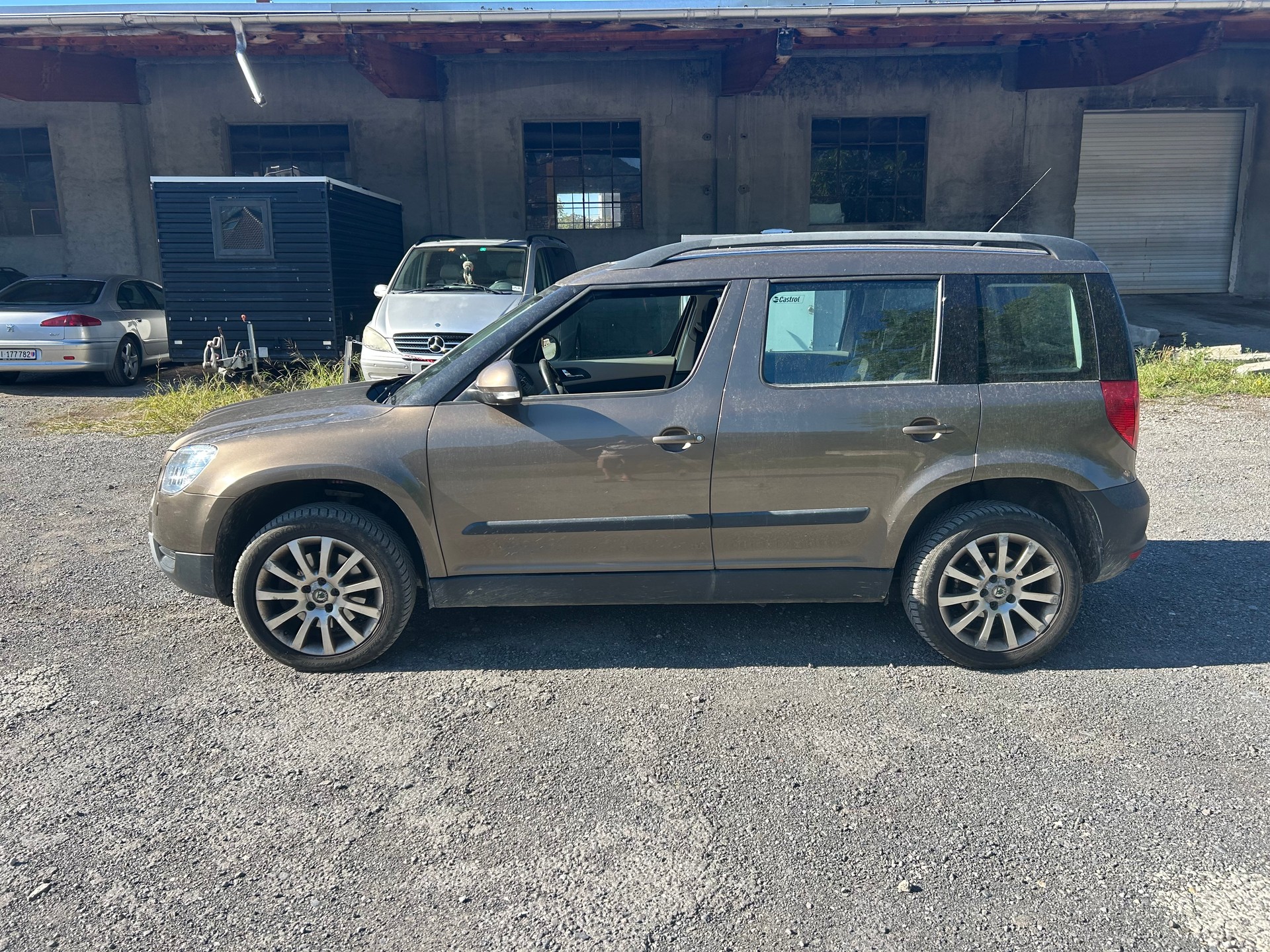 SKODA YETI-image-0