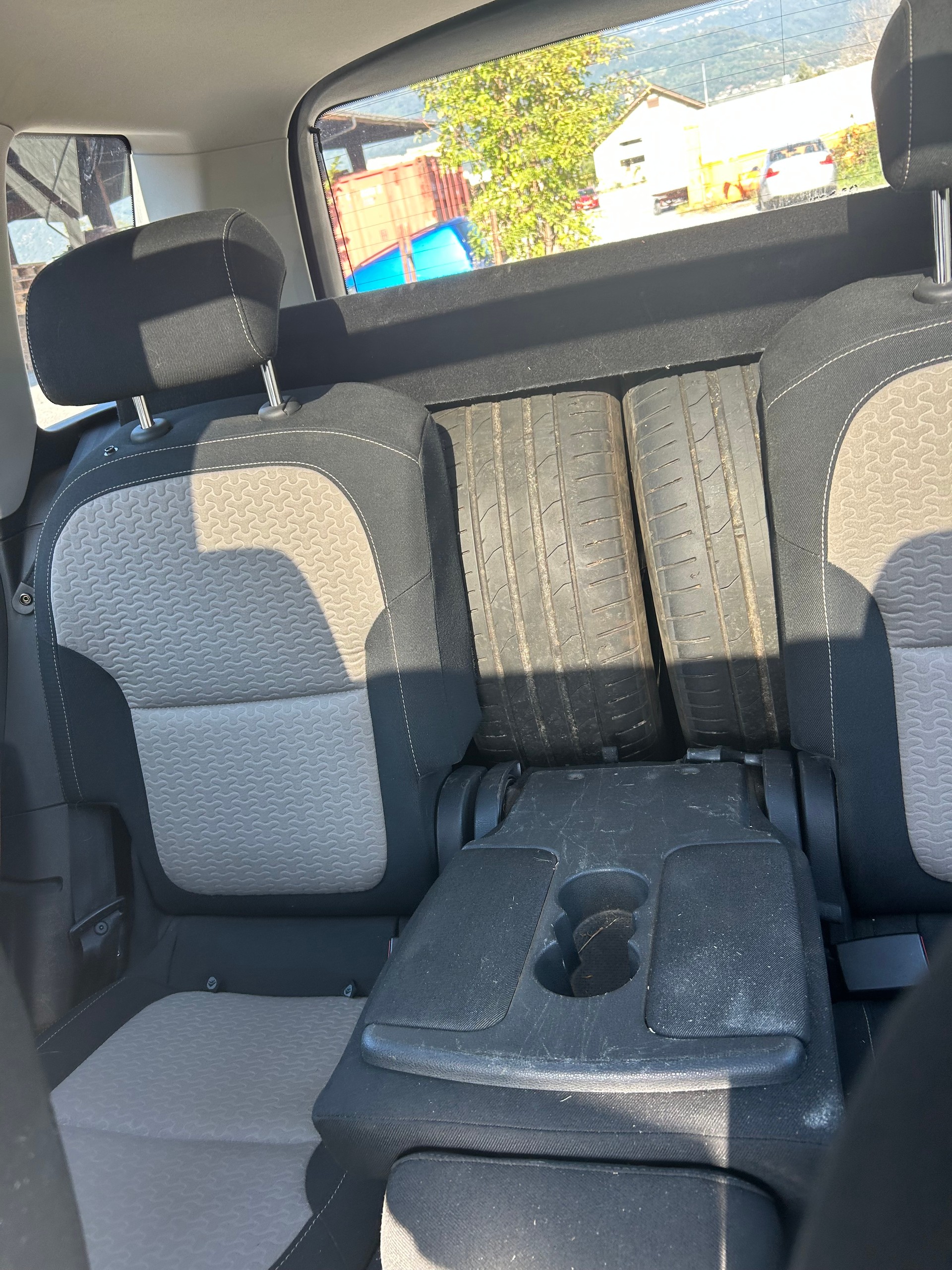 SKODA YETI-image-5