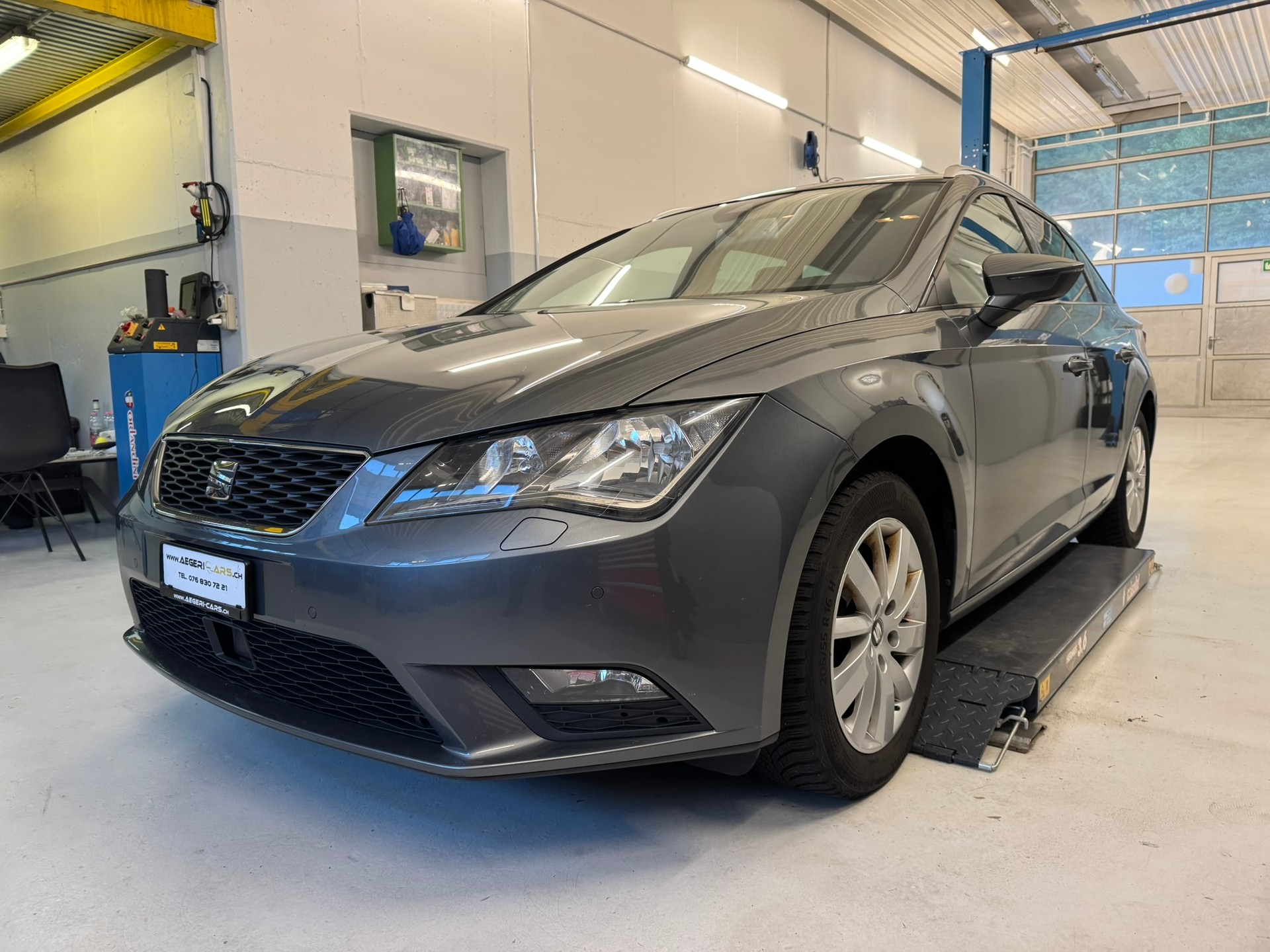 SEAT Leon ST 2.0 TDI Style 4Drive-image-0
