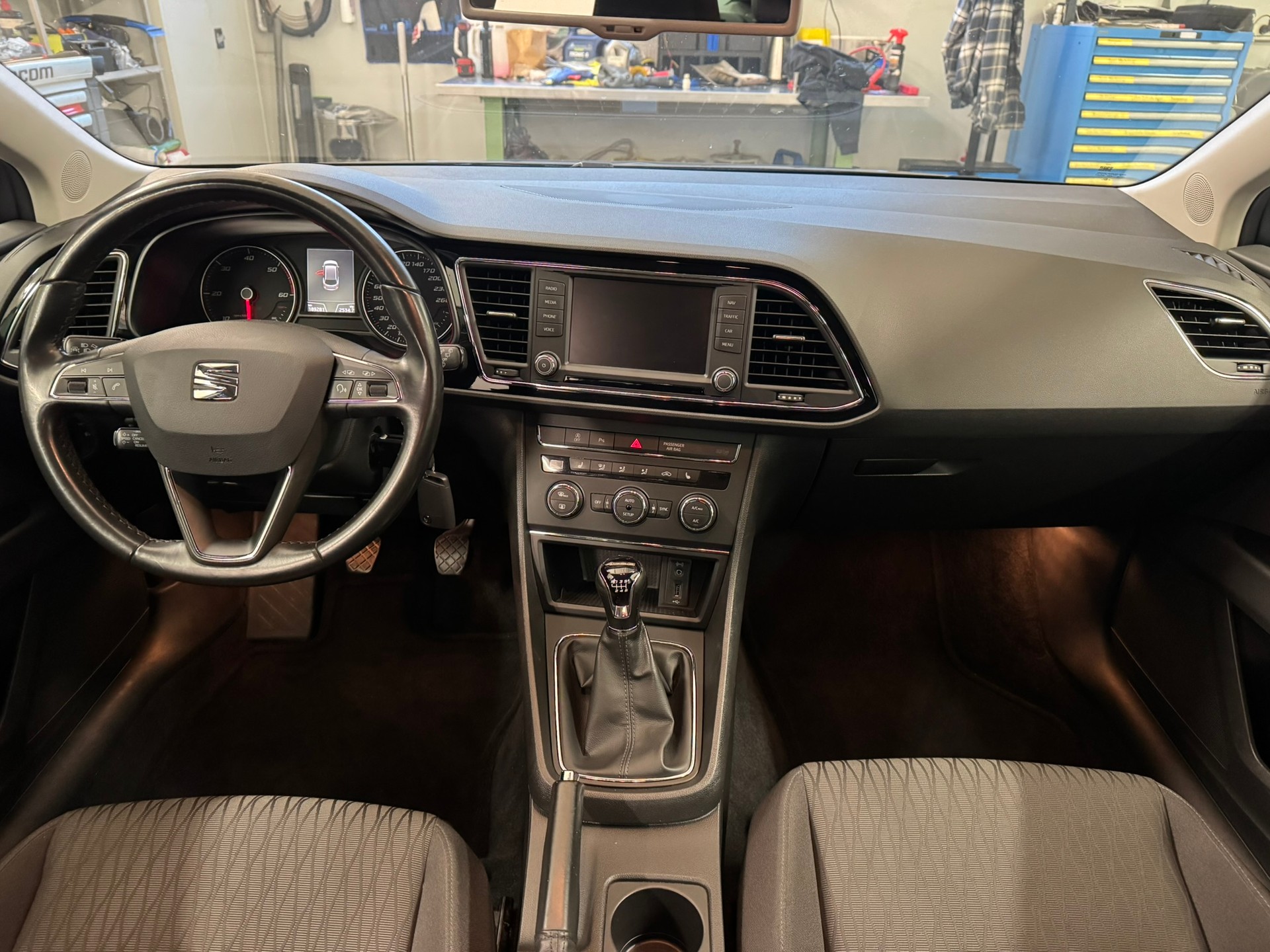 SEAT Leon ST 2.0 TDI Style 4Drive-image-7