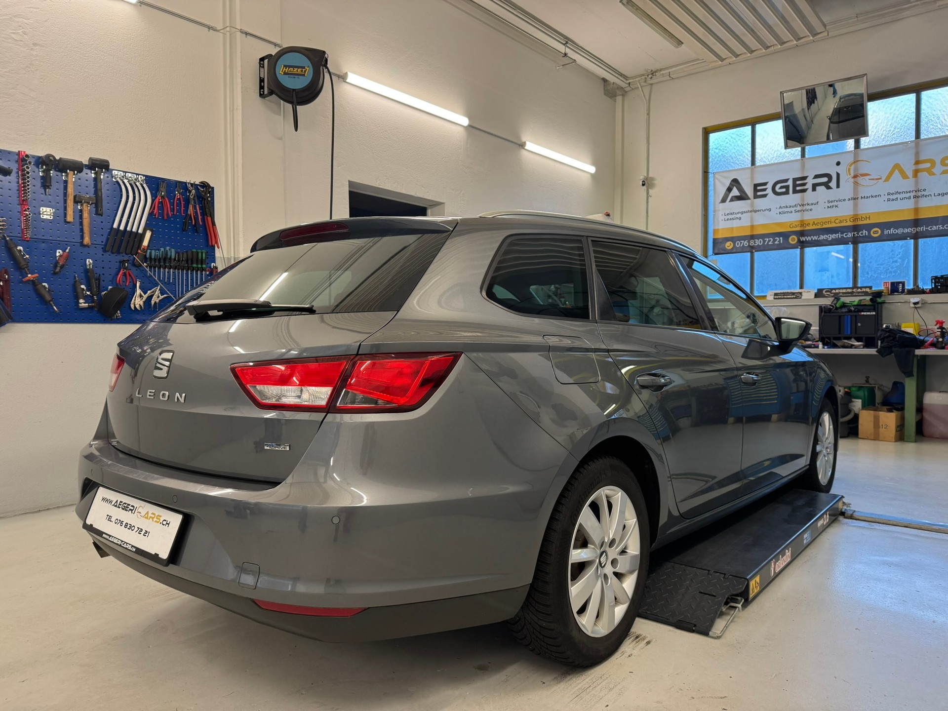 SEAT Leon ST 2.0 TDI Style 4Drive-image-3