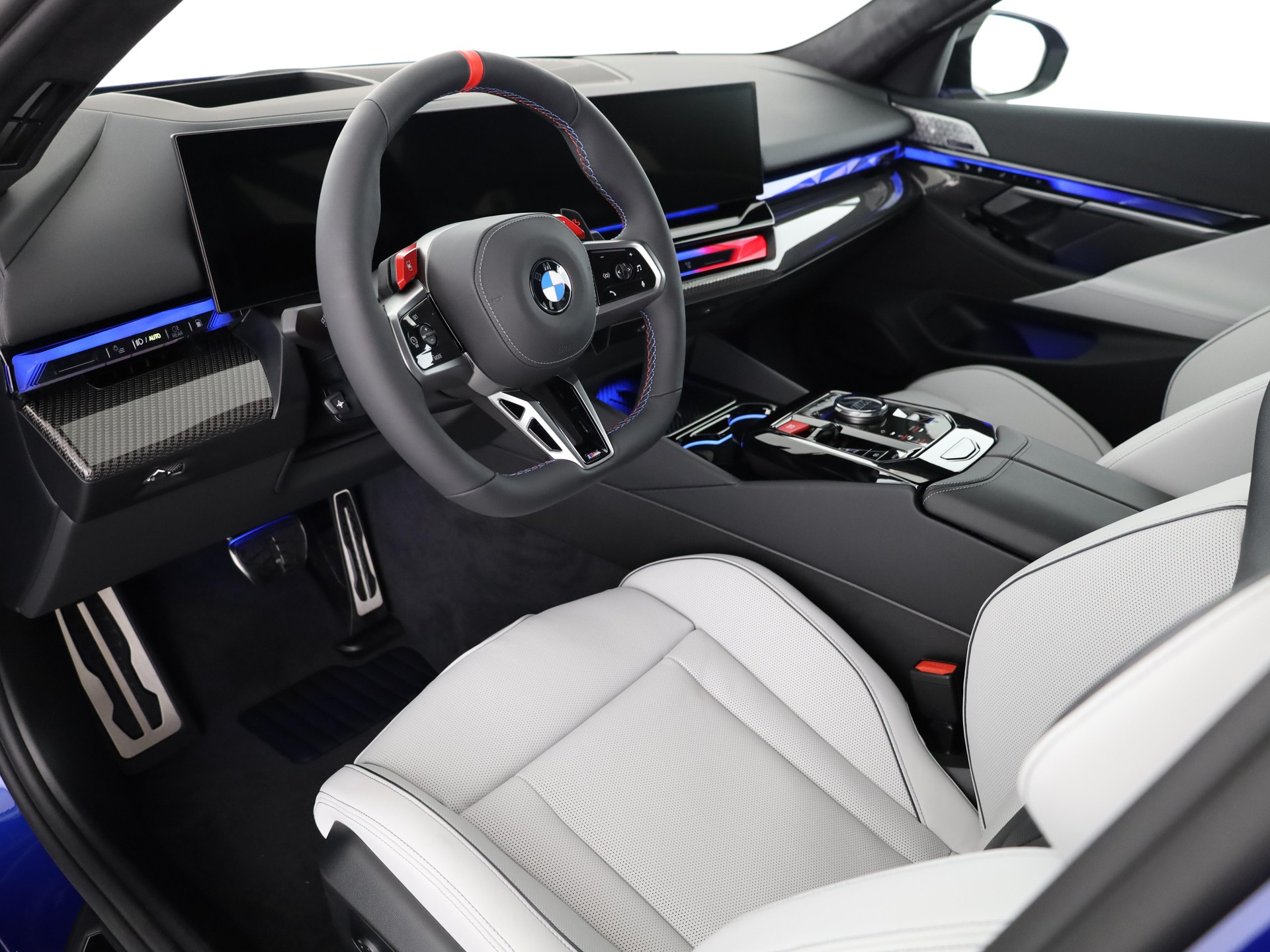 BMW 5er Reihe G99 Touring M5 xDrive-image-14