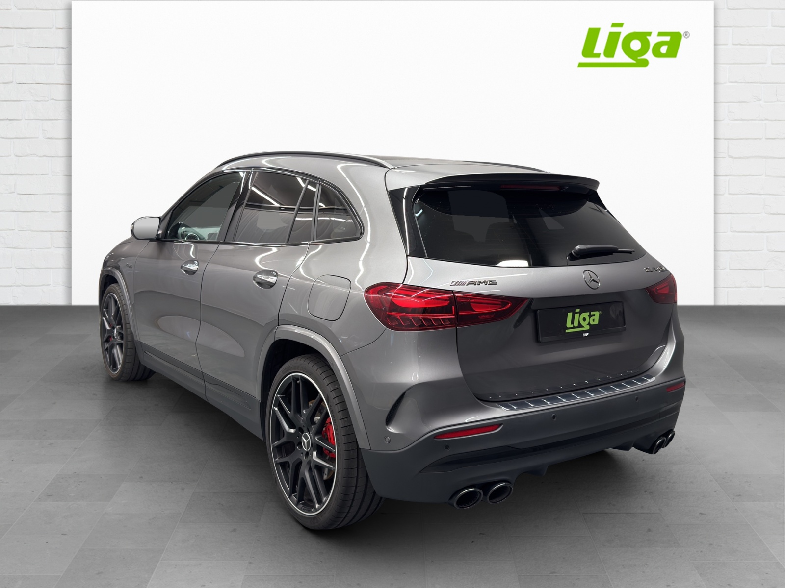 MERCEDES-BENZ AMG GLA 45 S 4Matic+-image-3