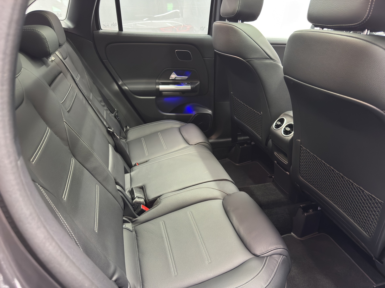 MERCEDES-BENZ AMG GLA 45 S 4Matic+-image-9