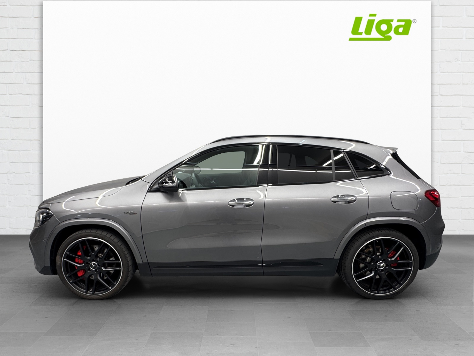 MERCEDES-BENZ AMG GLA 45 S 4Matic+-image-2