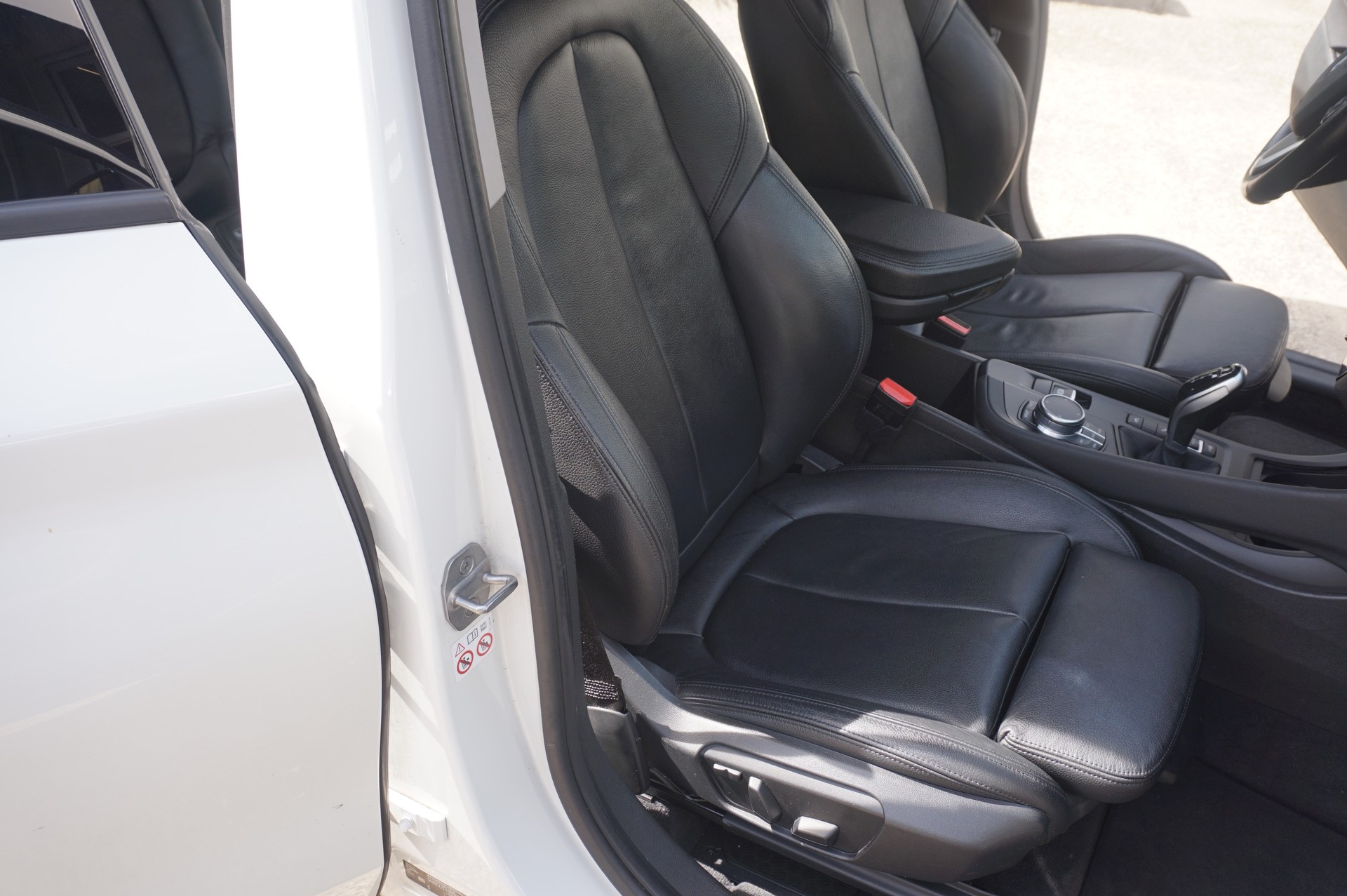 BMW X1 xDrive 20d Steptronic-image-13
