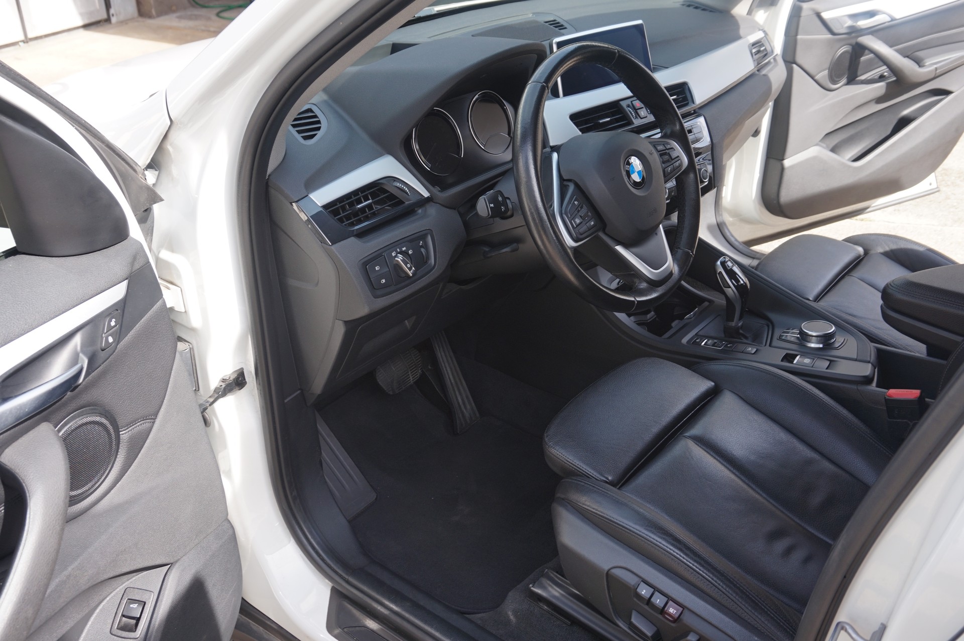 BMW X1 xDrive 20d Steptronic-image-7