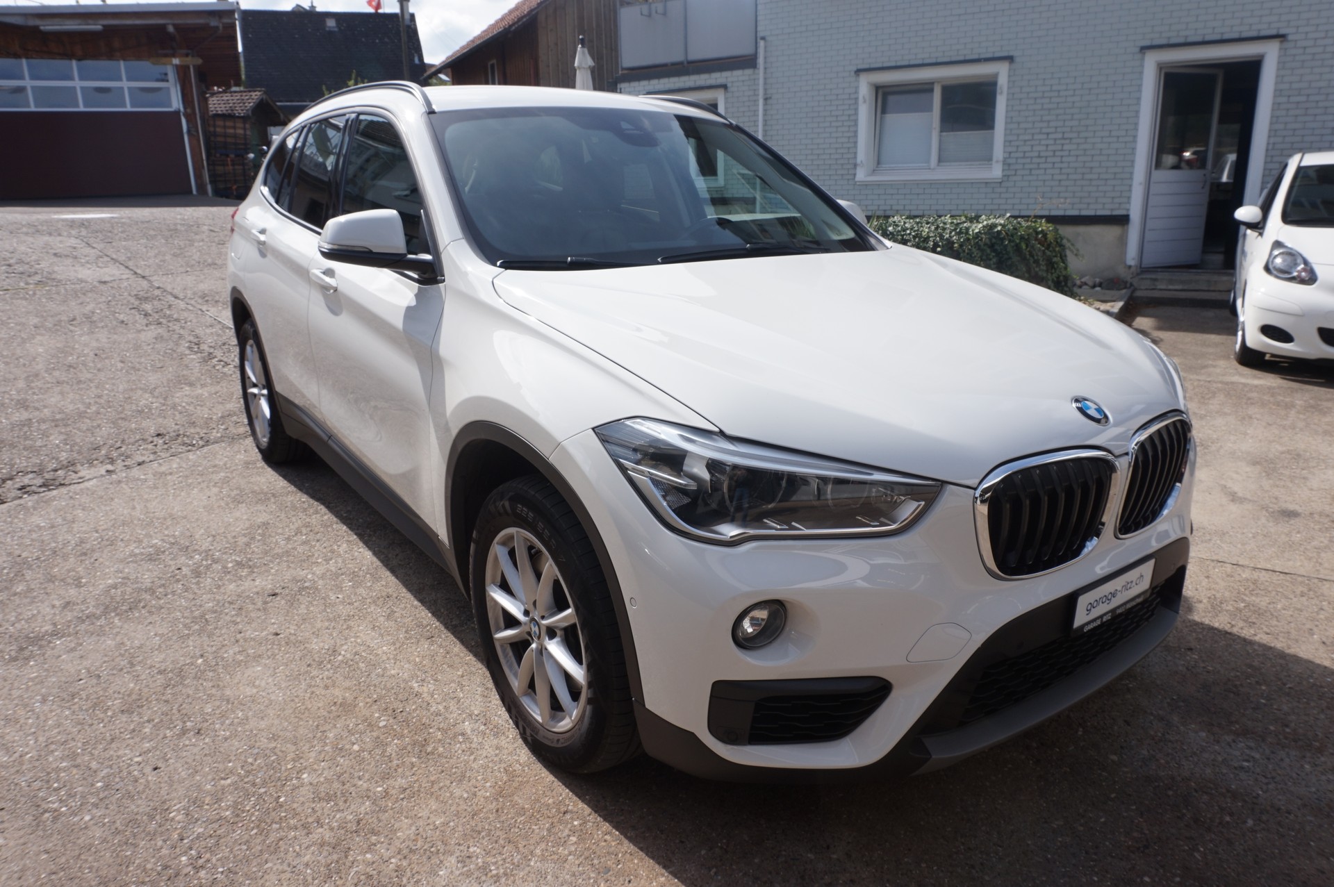 BMW X1 xDrive 20d Steptronic-image-0