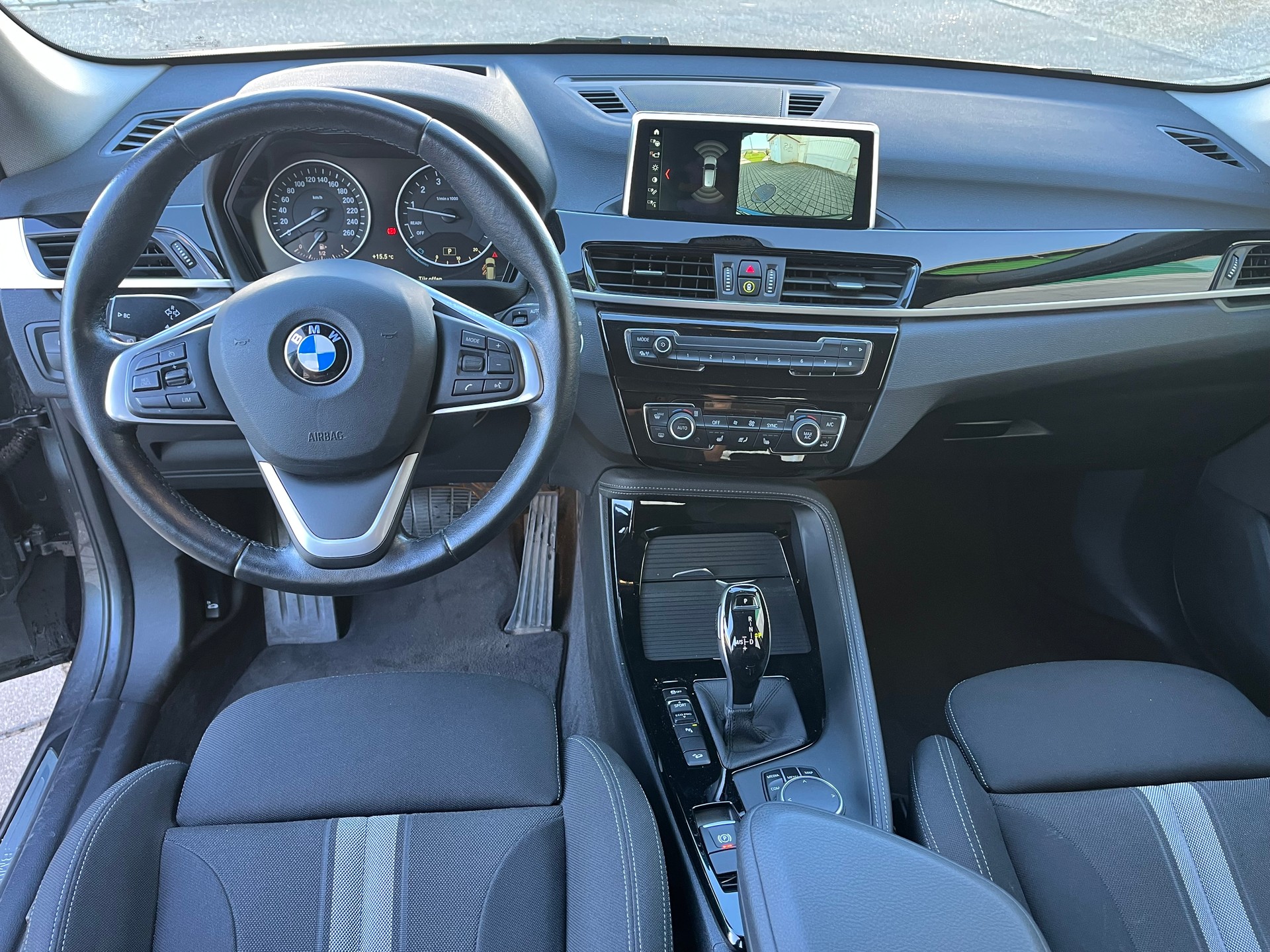 BMW X1 xDrive 25i xLine Steptronic-image-7