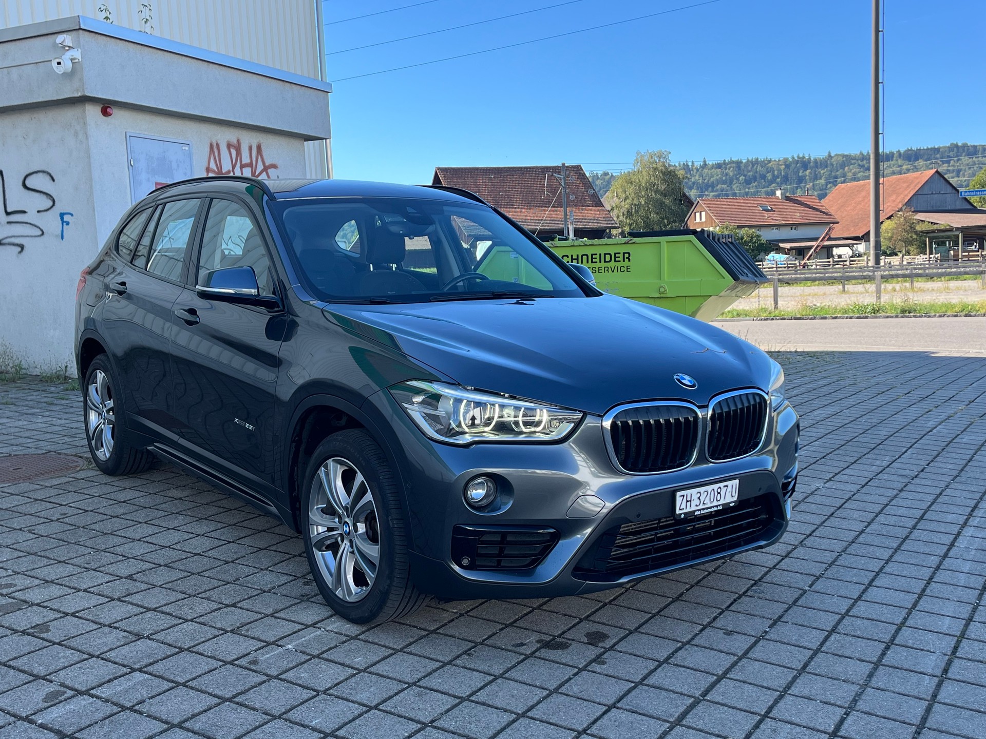 BMW X1 xDrive 25i xLine Steptronic-image-1