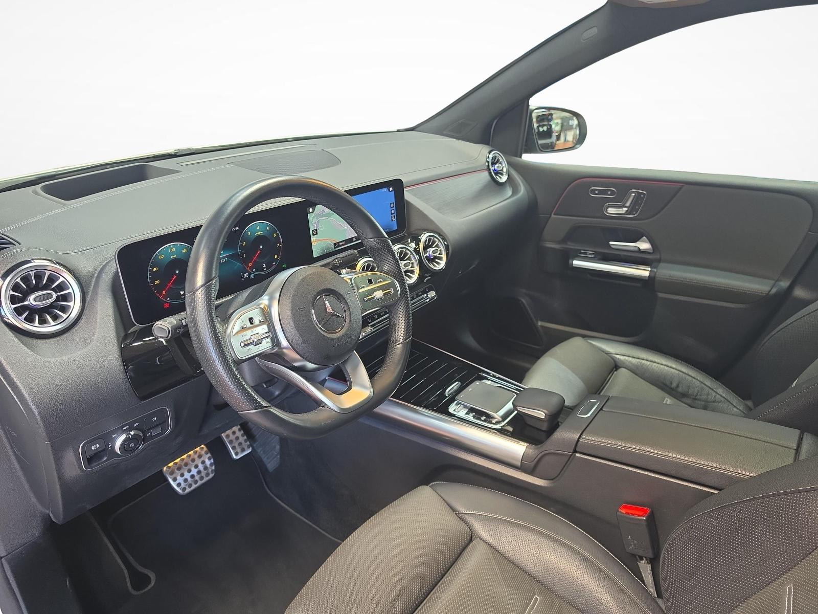 MERCEDES-BENZ B 220 4MATIC AMG Line-image-6
