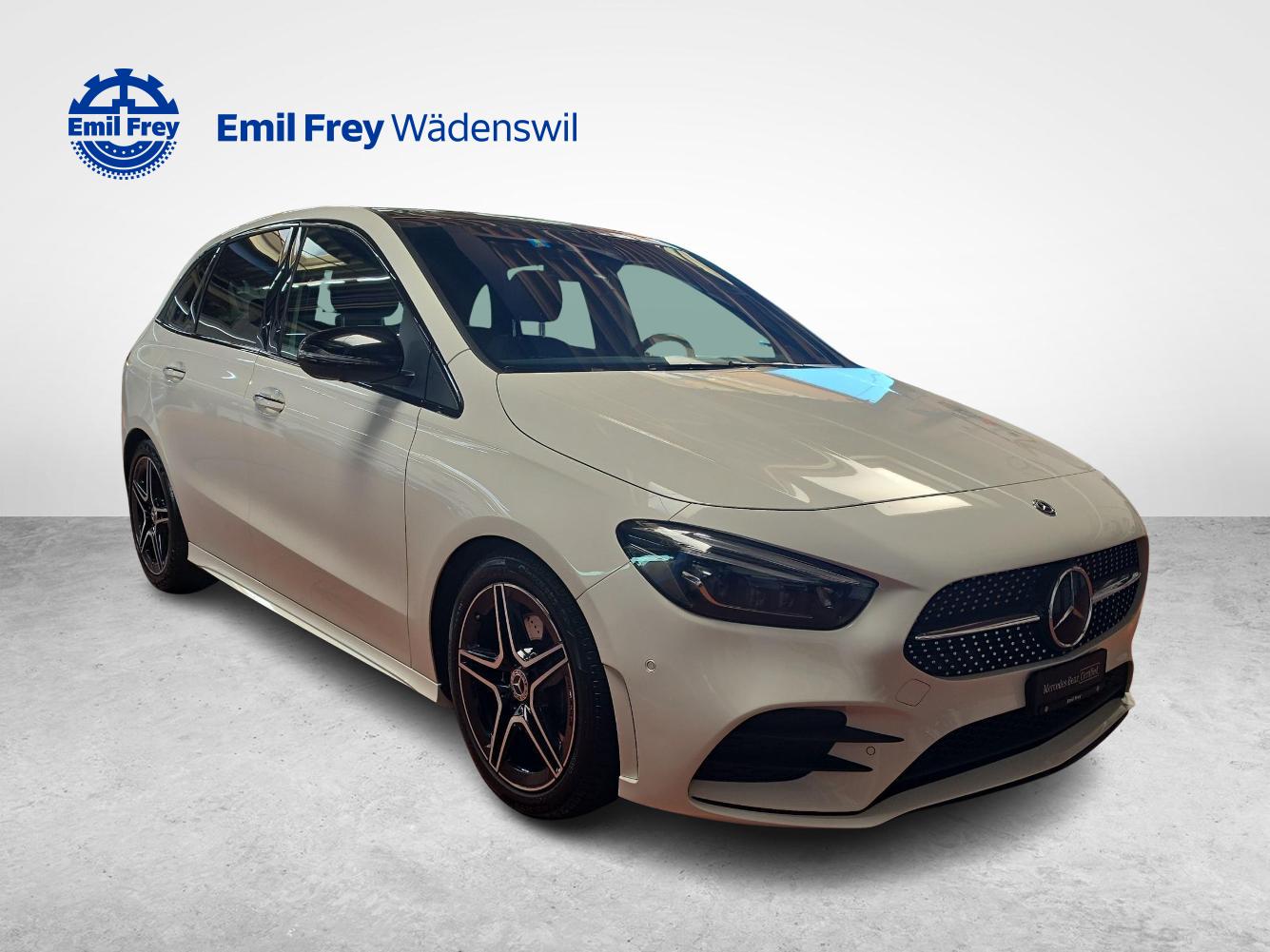 MERCEDES-BENZ B 220 4MATIC AMG Line-image-5