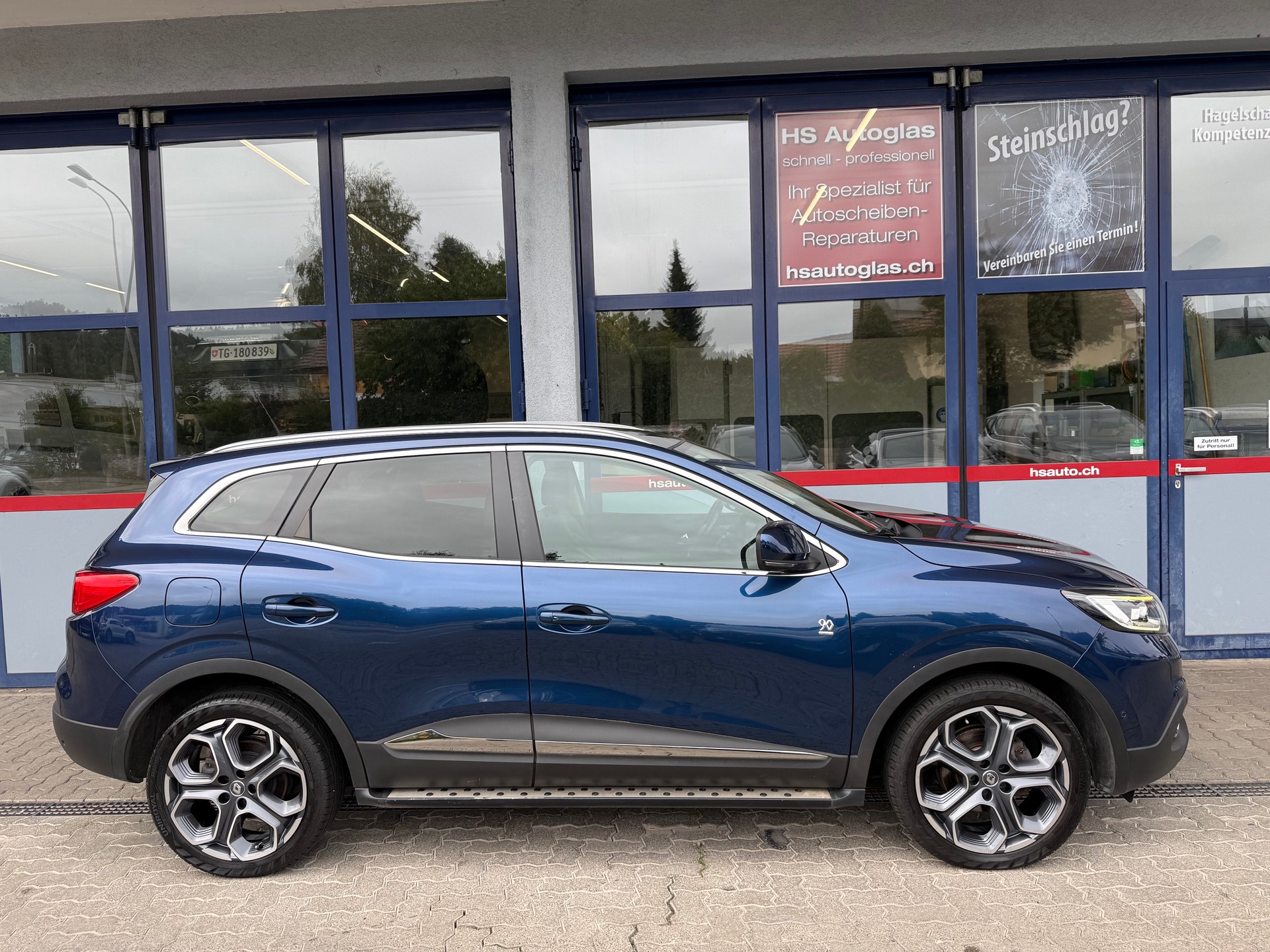RENAULT Kadjar 1.6 16V Turbo 90th Anniversary-image-1