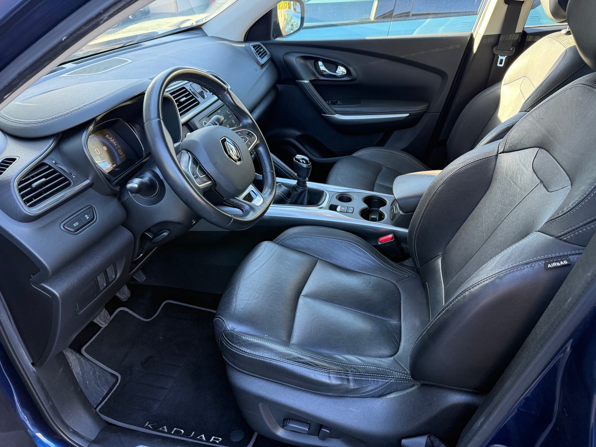 RENAULT Kadjar 1.6 16V Turbo 90th Anniversary-image-5