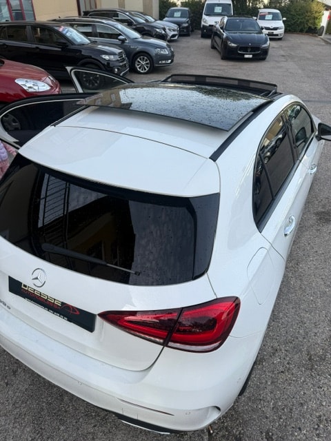 MERCEDES-BENZ A 250e AMG Line 8G-DCT-image-18