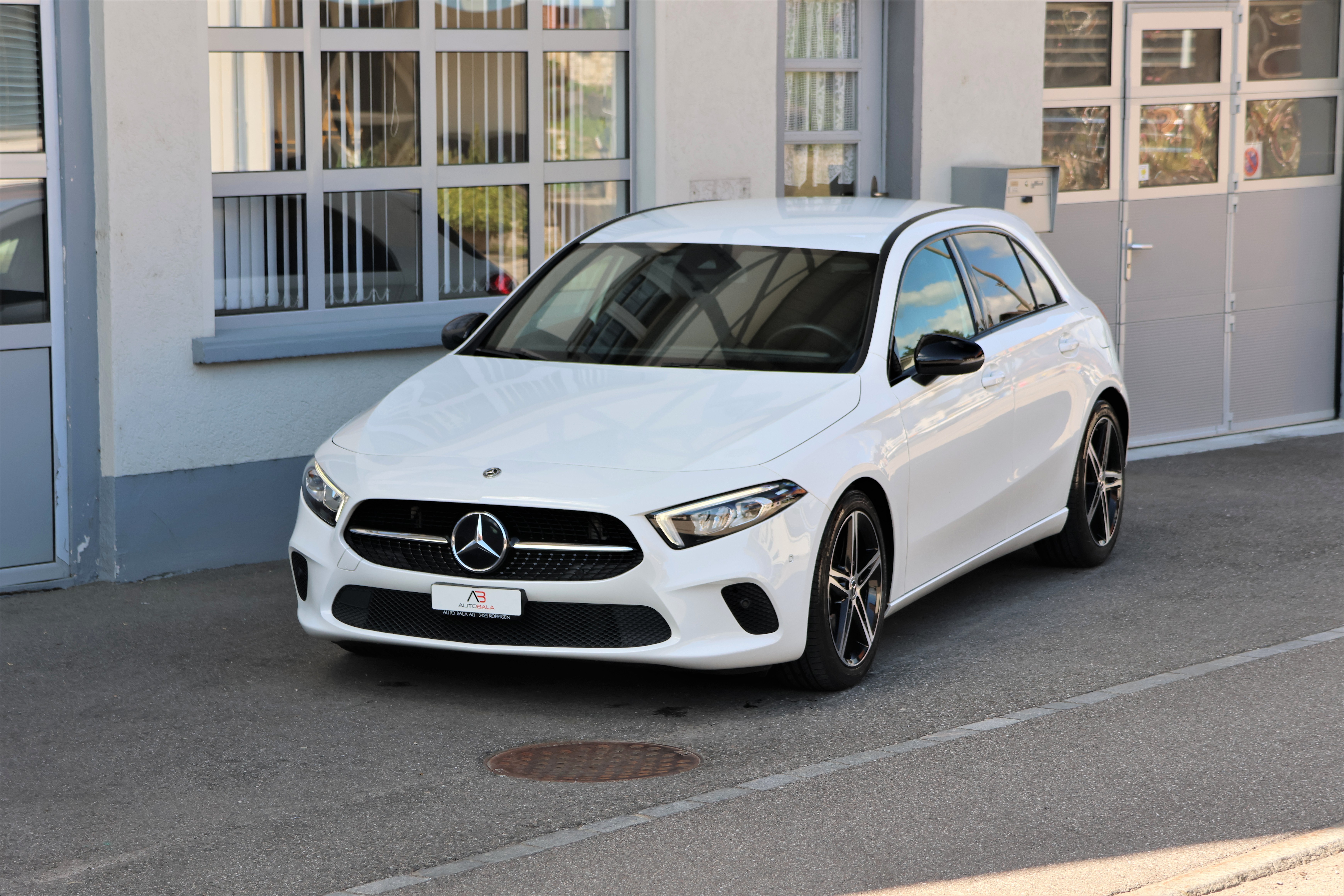 Car photo