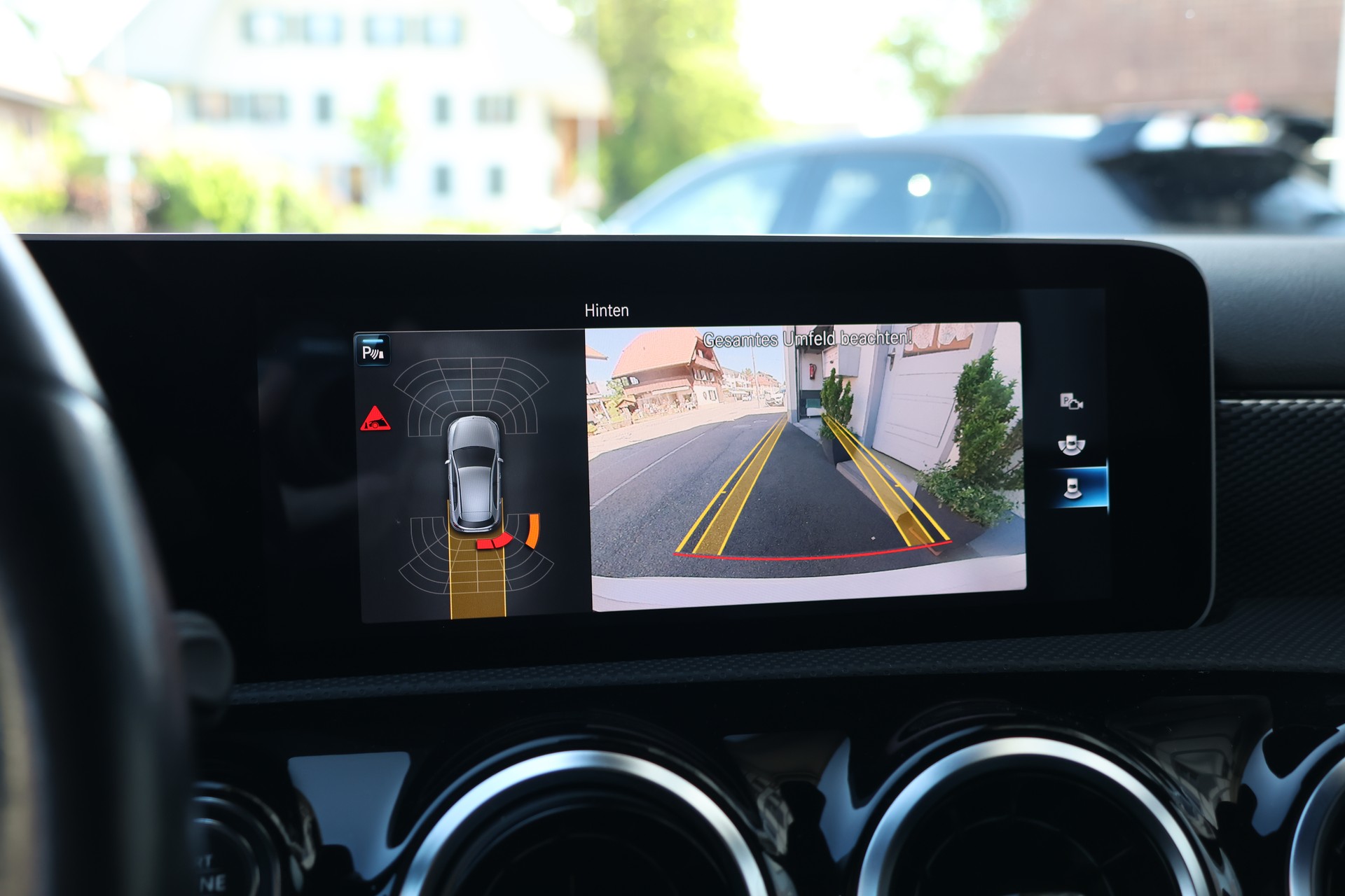 MERCEDES-BENZ A 180 Progressive 7G-DCT (CH)-image-18