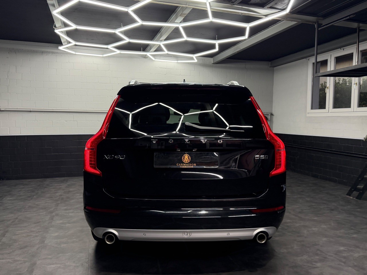 VOLVO XC90 D5 AWD Momentum Geartronic | 7. Plätzer | Rückfahrkamera | Leder | Pilot & Parkassist-image-3