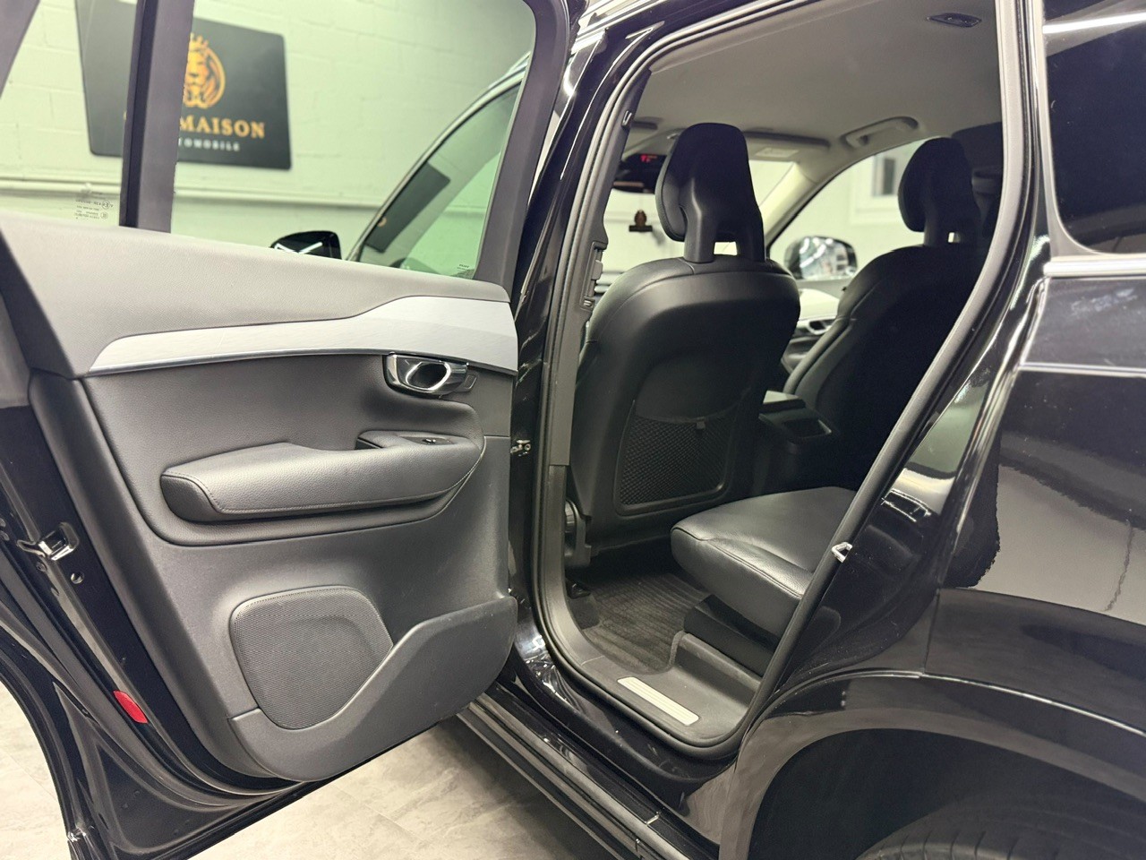 VOLVO XC90 D5 AWD Momentum Geartronic | 7. Plätzer | Rückfahrkamera | Leder | Pilot & Parkassist-image-18