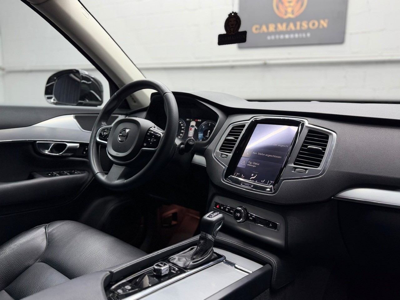 VOLVO XC90 D5 AWD Momentum Geartronic | 7. Plätzer | Rückfahrkamera | Leder | Pilot & Parkassist-image-24