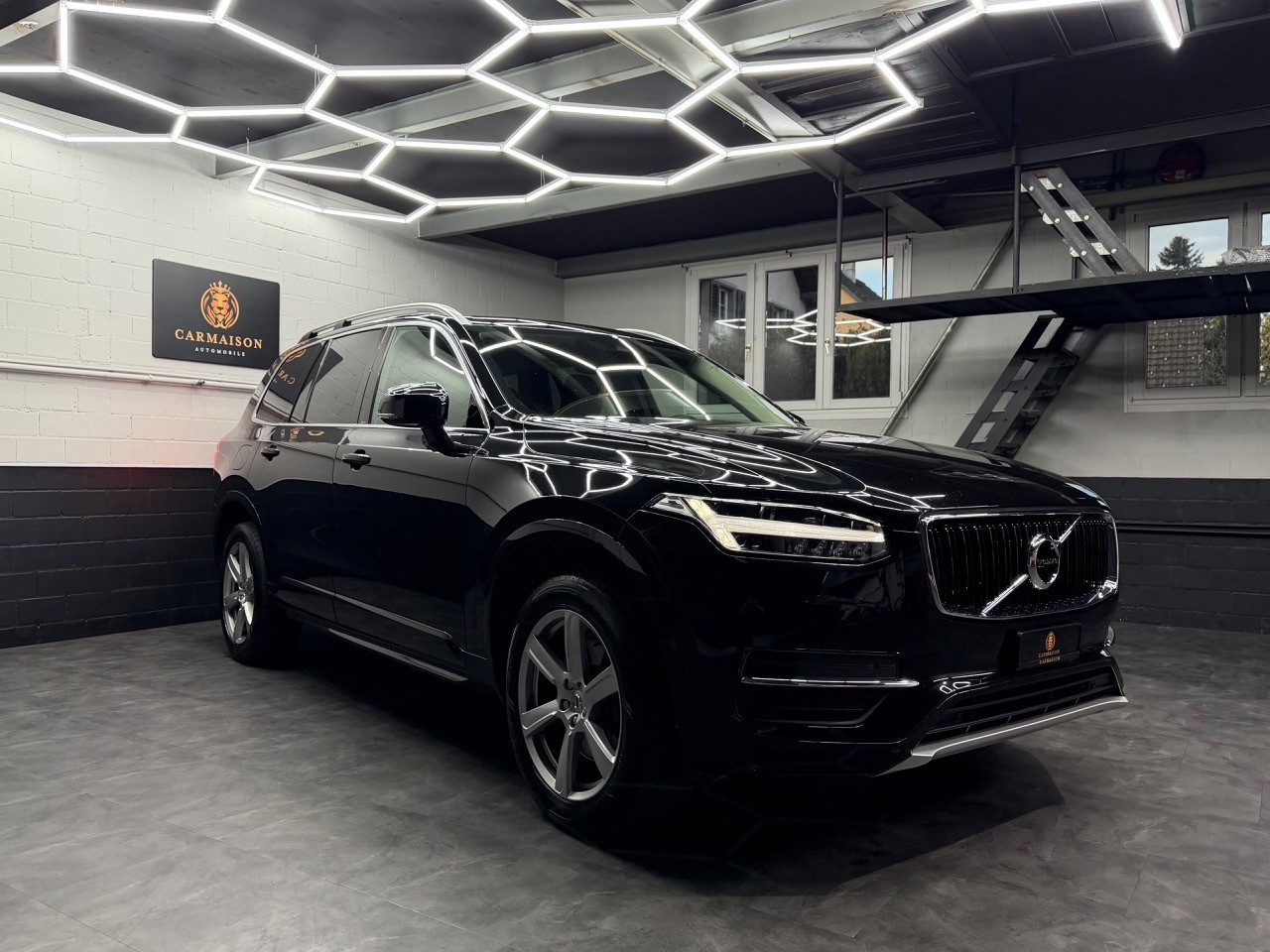 VOLVO XC90 D5 AWD Momentum Geartronic | 7. Plätzer | Rückfahrkamera | Leder | Pilot & Parkassist-image-0