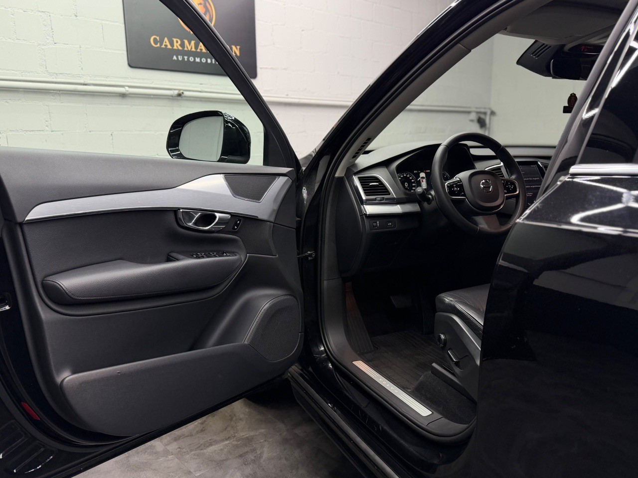 VOLVO XC90 D5 AWD Momentum Geartronic | 7. Plätzer | Rückfahrkamera | Leder | Pilot & Parkassist-image-10