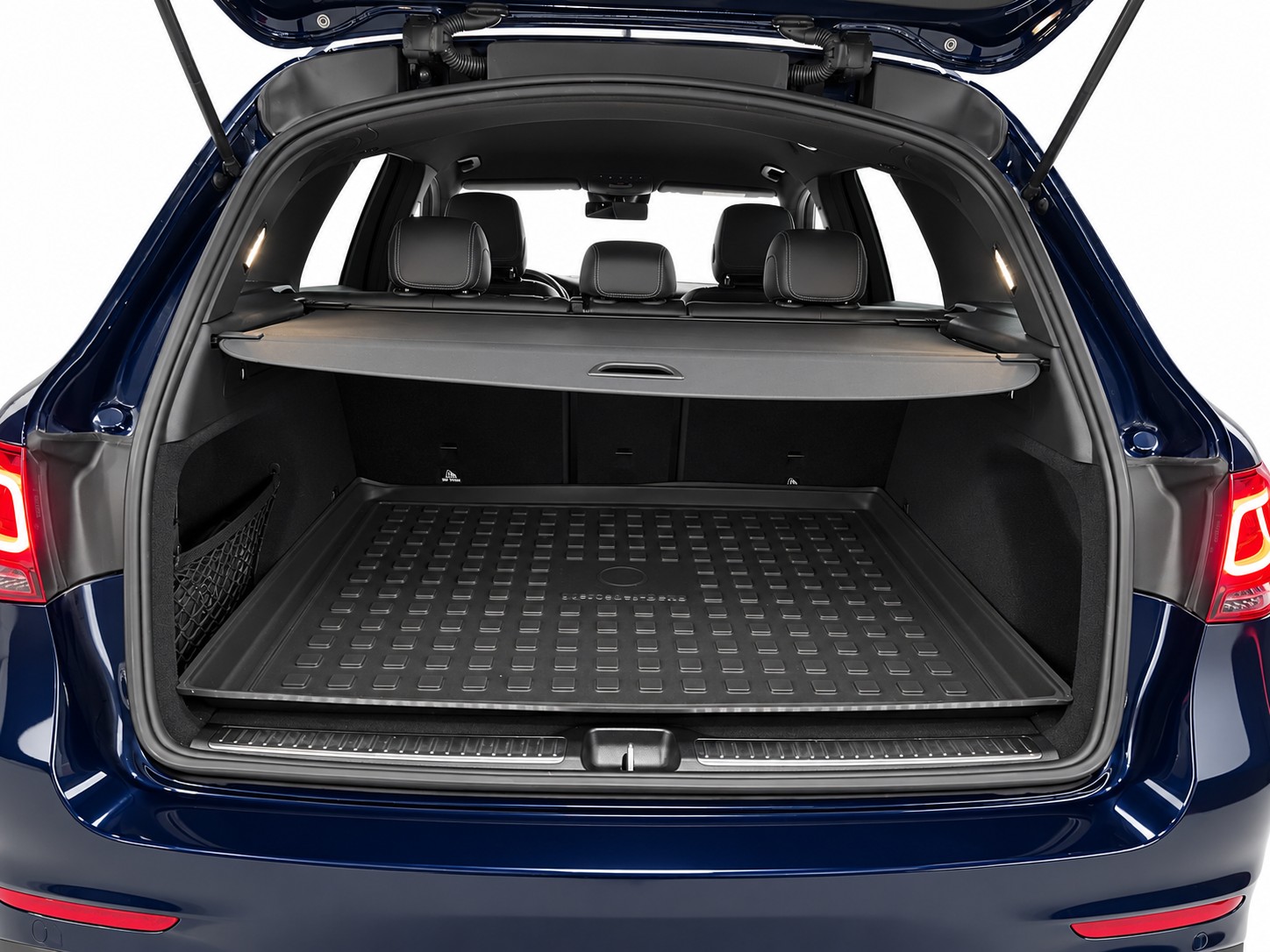 MERCEDES-BENZ GLC 200 Night Star AMG Line 4m-image-19