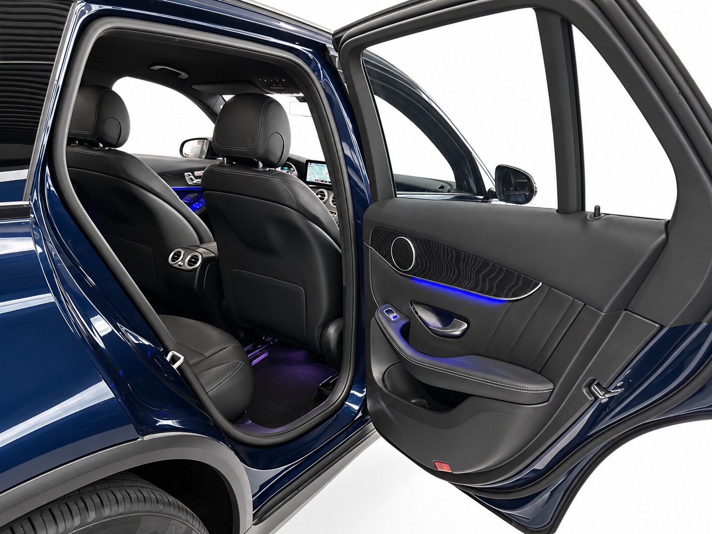 MERCEDES-BENZ GLC 200 Night Star AMG Line 4m-image-17