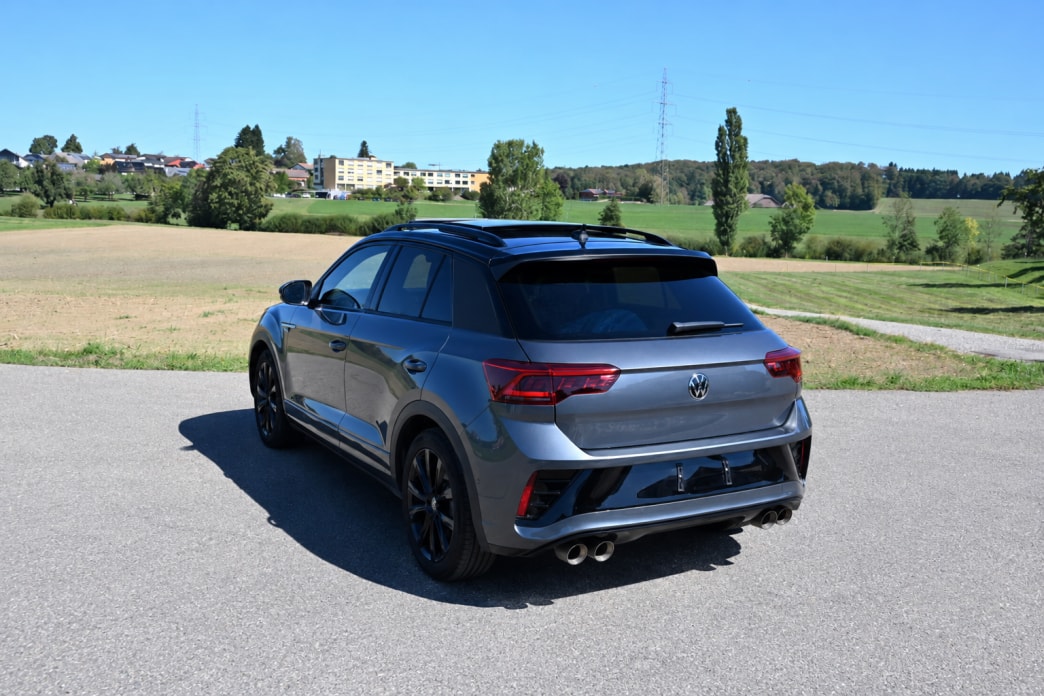 VW T-Roc 2.0 TSI R DSG 4Motion-image-3