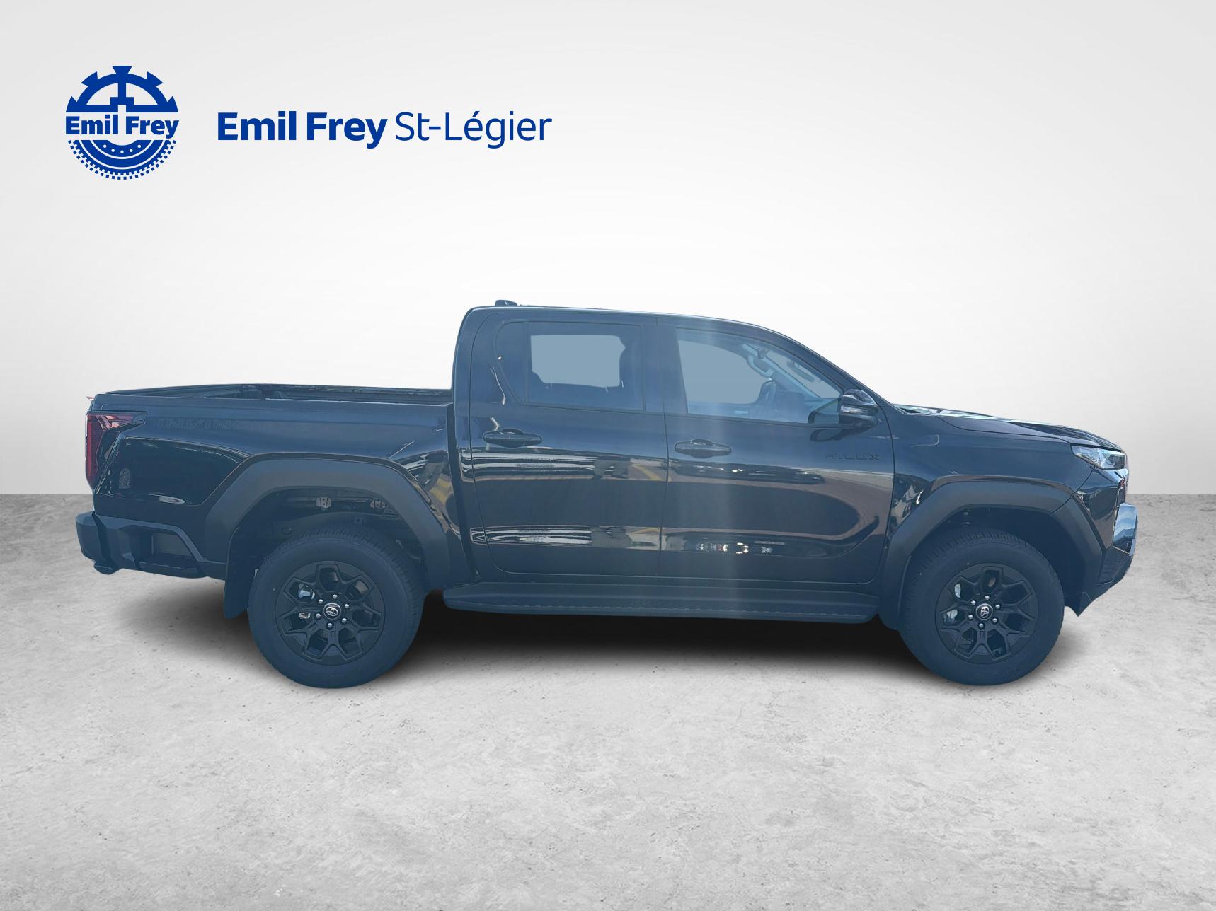 TOYOTA Hilux Double Cab.-Pick-up 2.8 D-4D MHEV 204 Invincible-image-5
