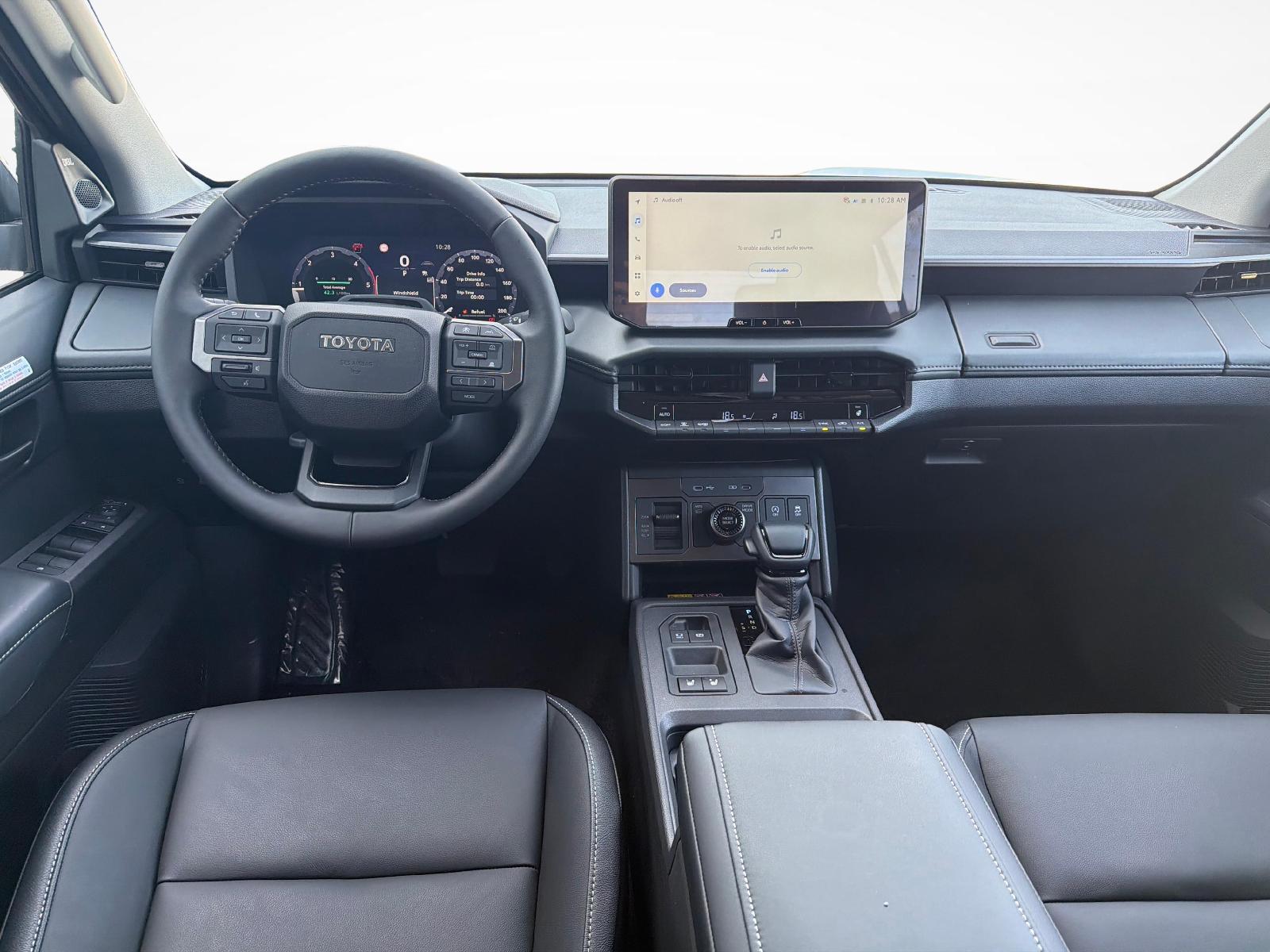 TOYOTA Hilux Double Cab.-Pick-up 2.8 D-4D MHEV 204 Invincible-image-8