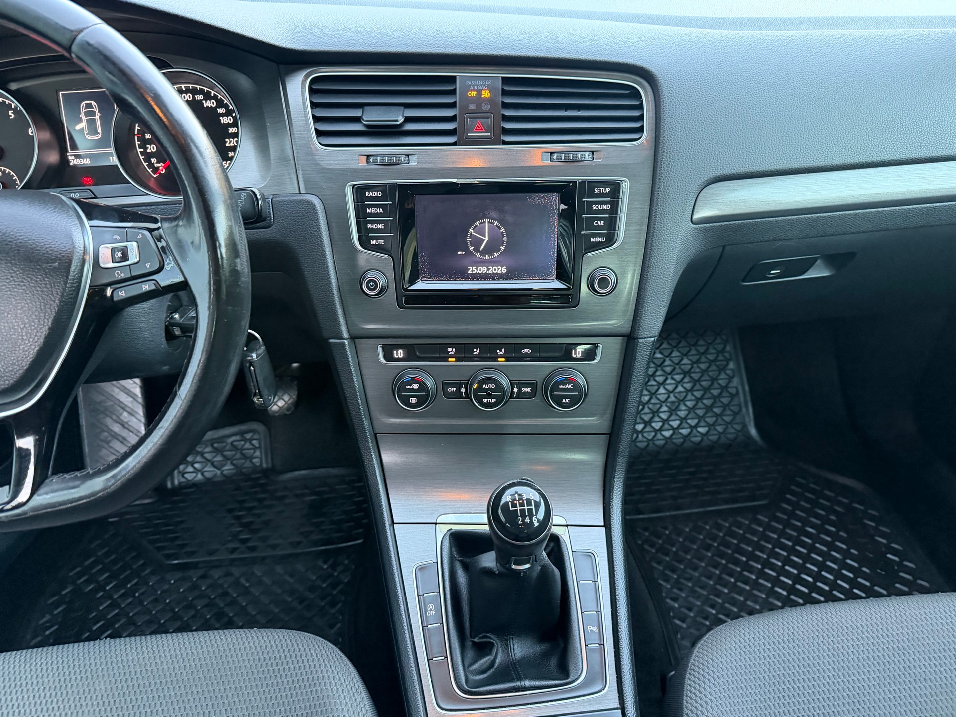 VW Golf 1.4 TSI Trendline-image-7