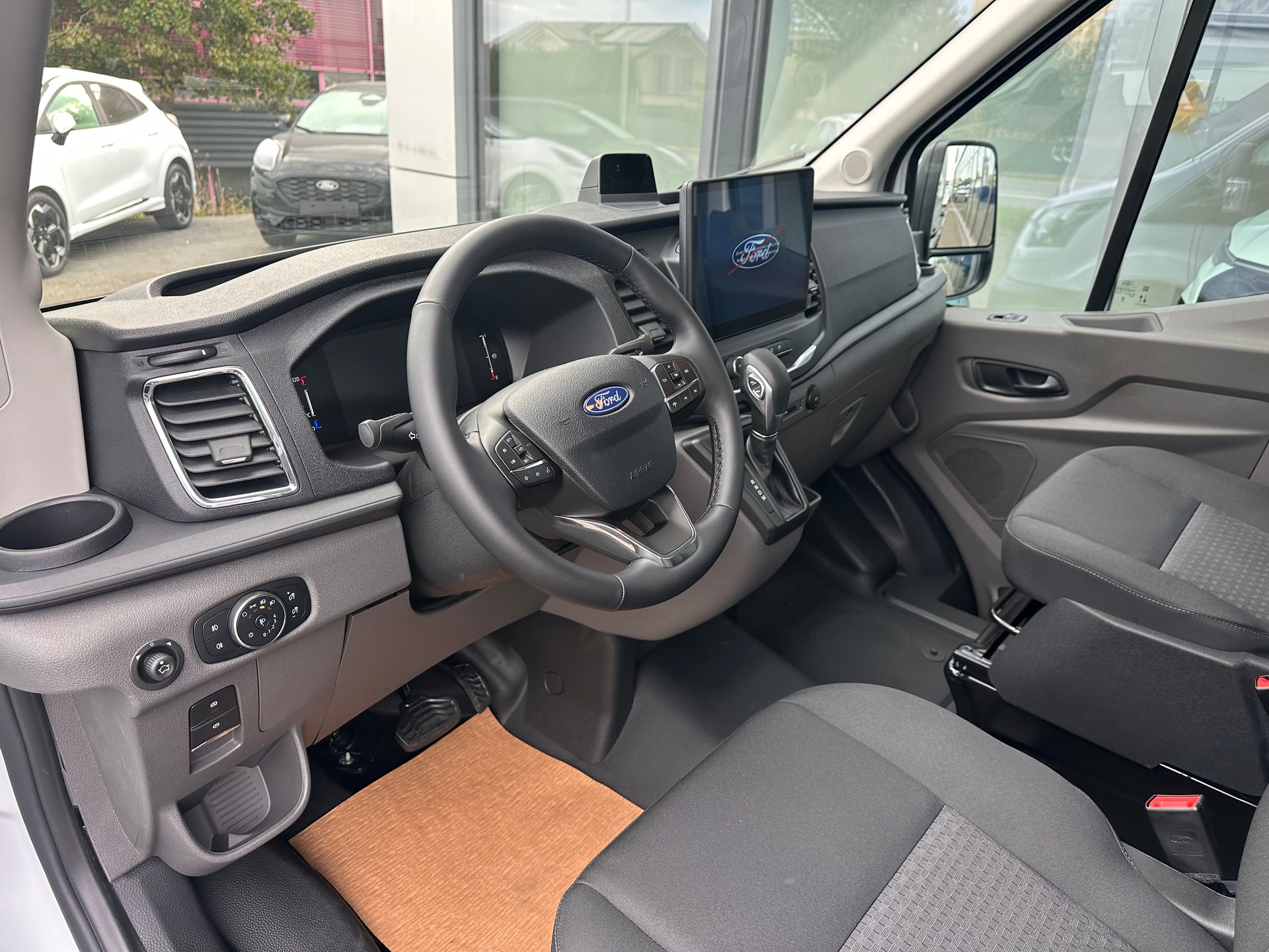 FORD Transit dcab.-ch. 350 L3 2.0 E Trend/165CVHD/Aut.-image-15