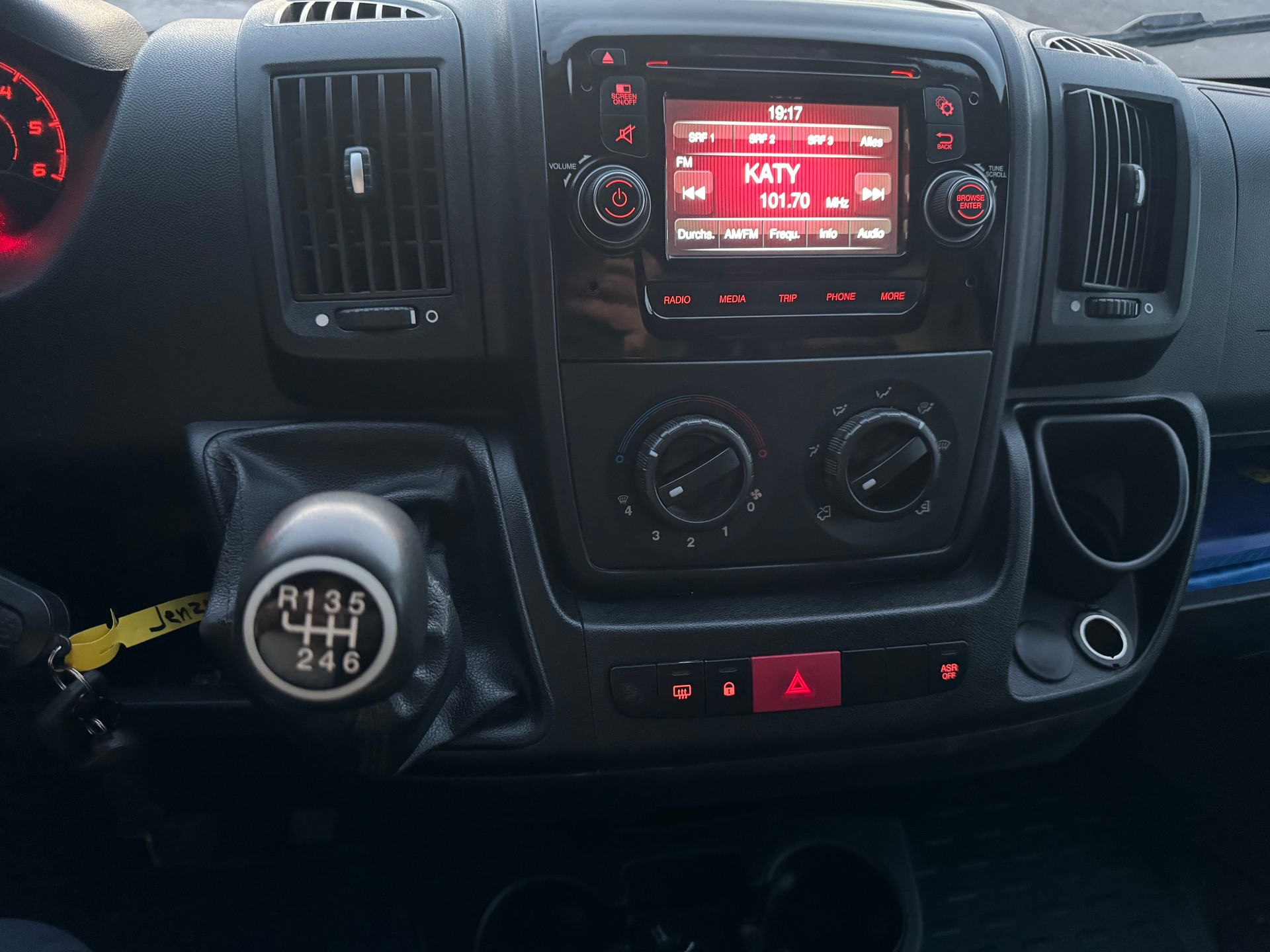 FIAT Ducato 35 tv 3.0 CNG Natural Power-image-6
