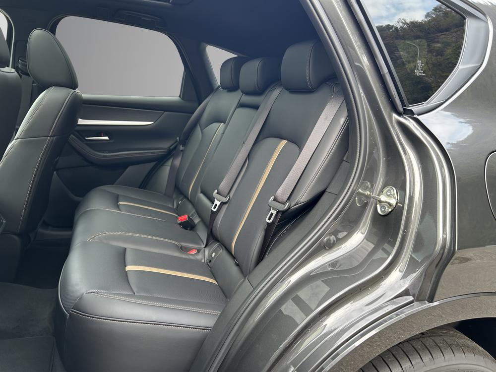 MAZDA CX-60 e-Skyactiv PHEV 327 AWD Homura Plus-image-10