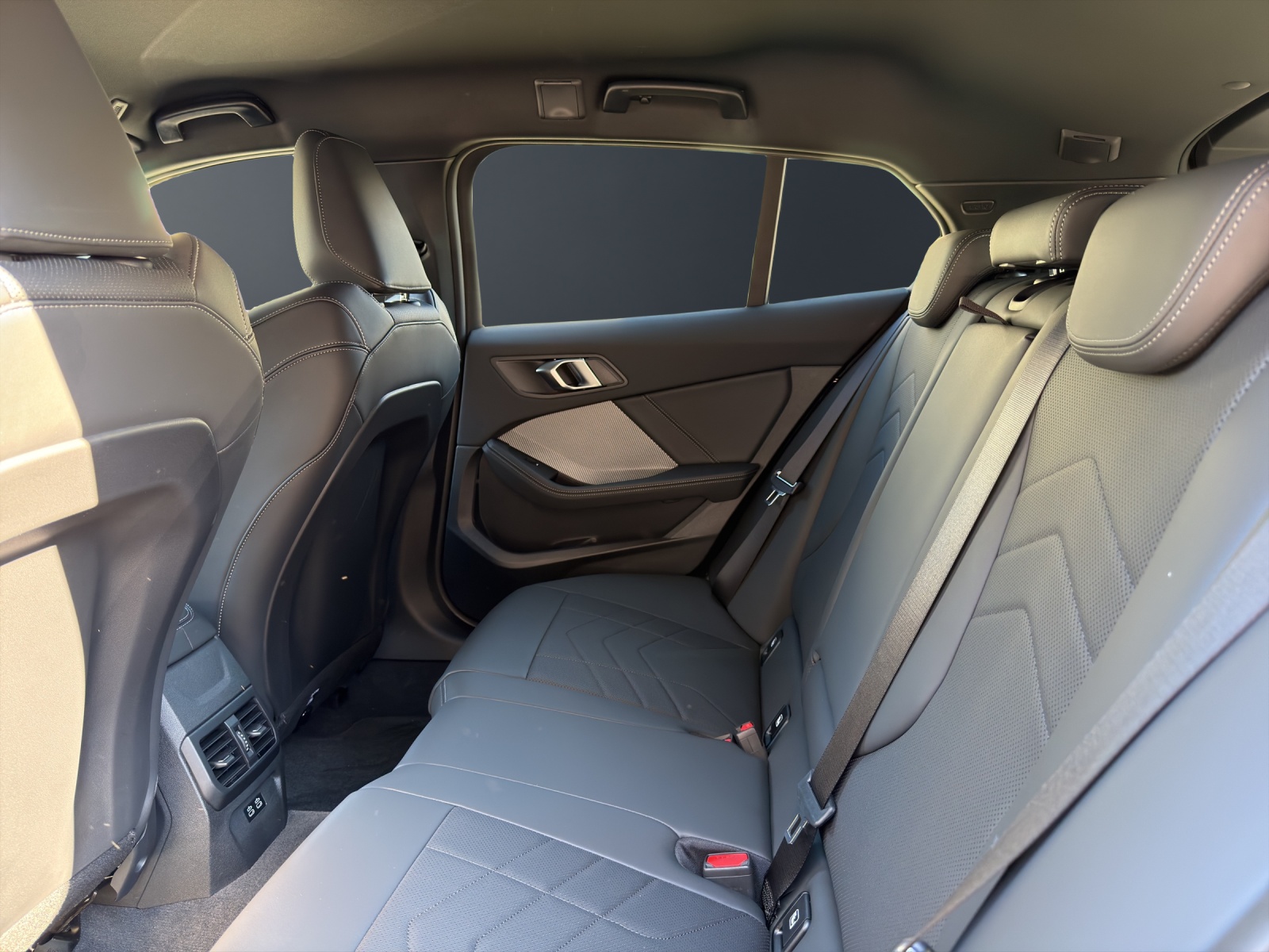 BMW 123 xDrive-image-11