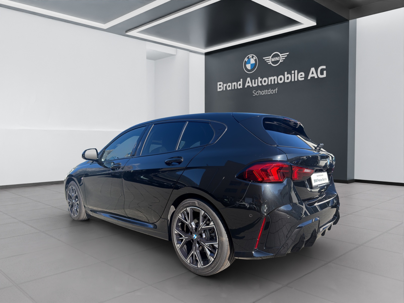 BMW 123 xDrive-showroom-element-2